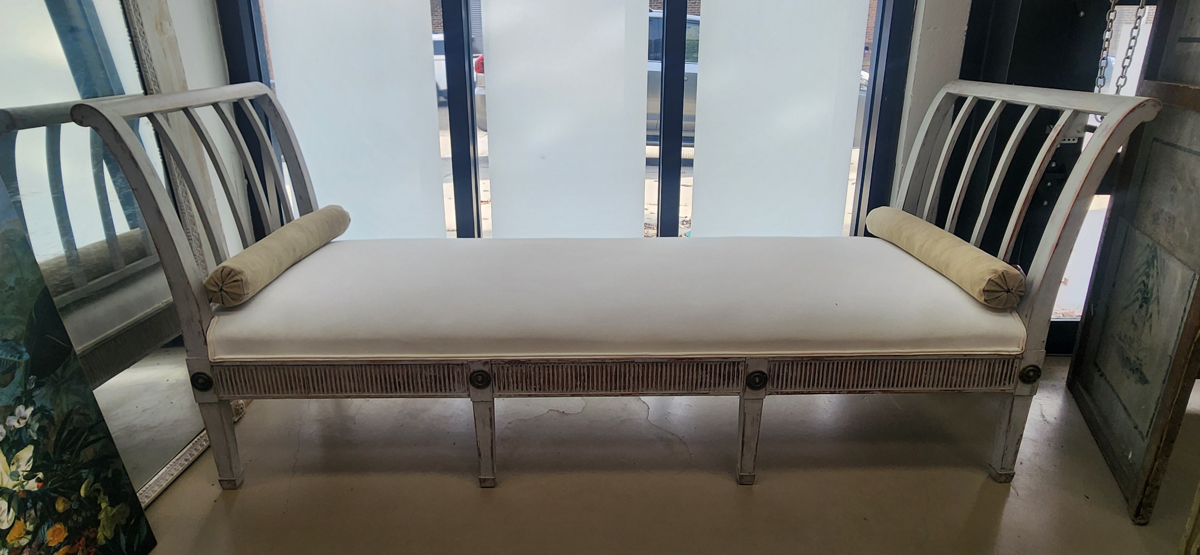 Swedish Gustavian-Style Painted Daybed, c. 1910