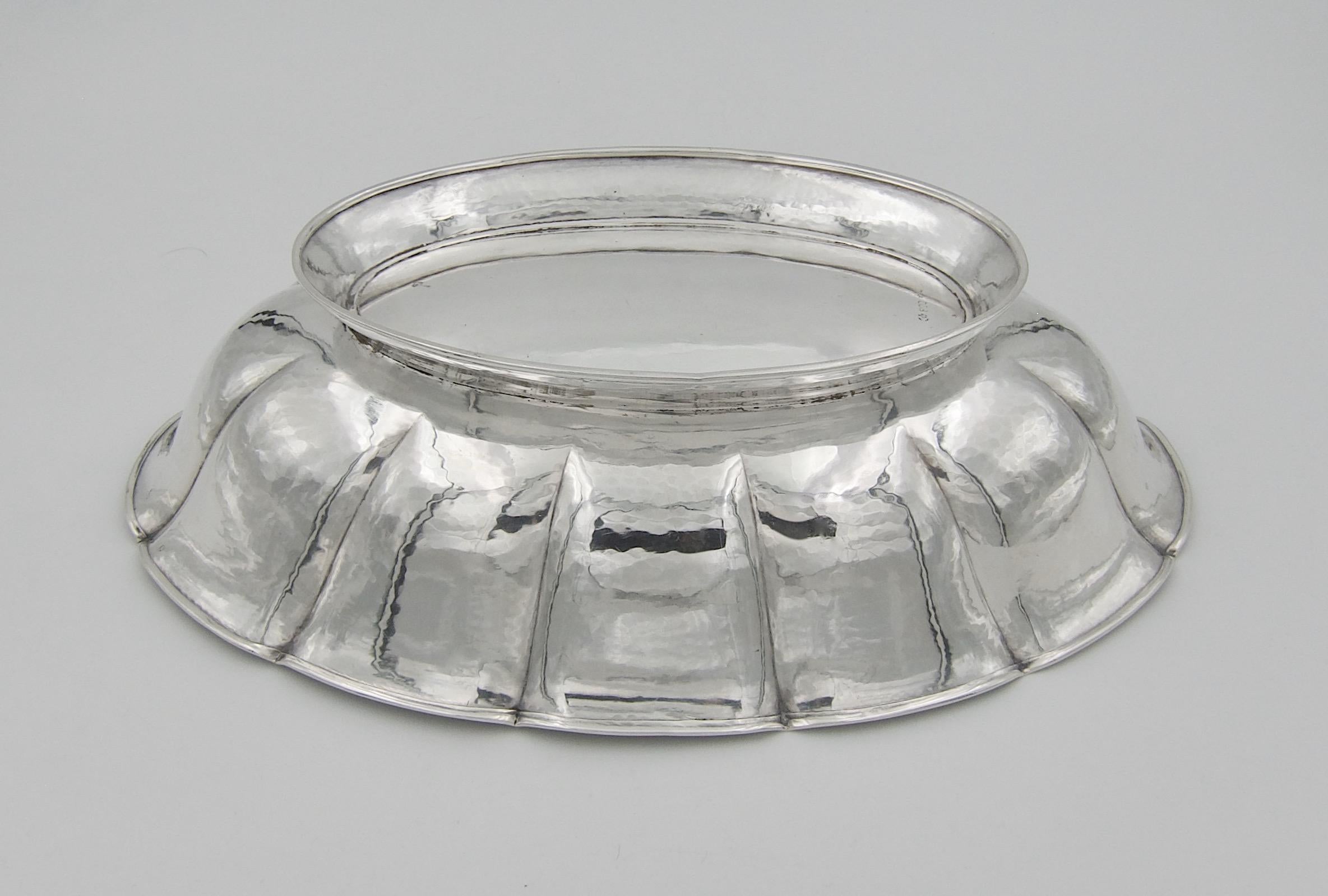 Early 20th Century Hammered Silver Bowl by Hugo Bohm of Germany 7