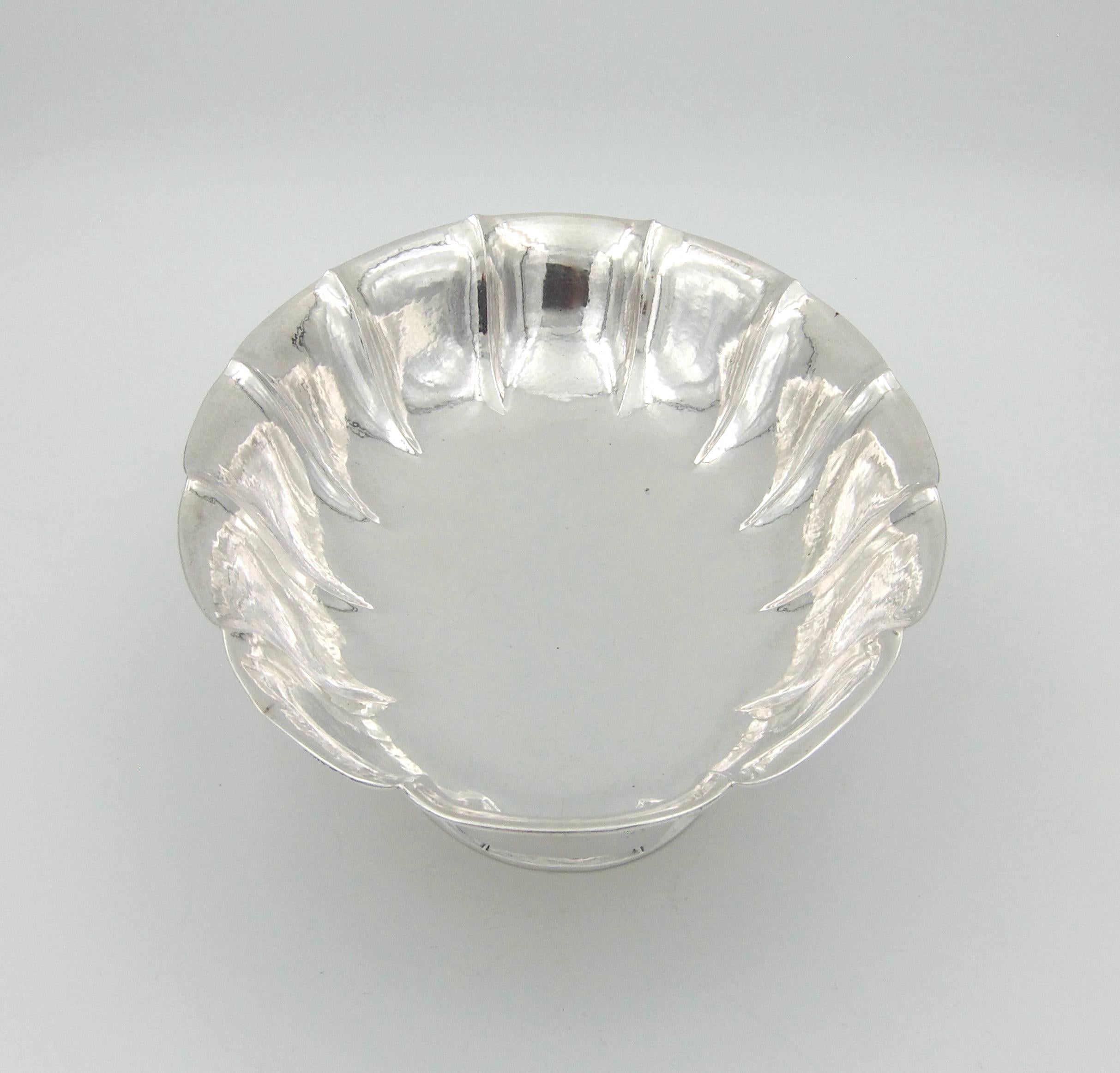 Early 20th Century Hammered Silver Bowl by Hugo Bohm of Germany 3