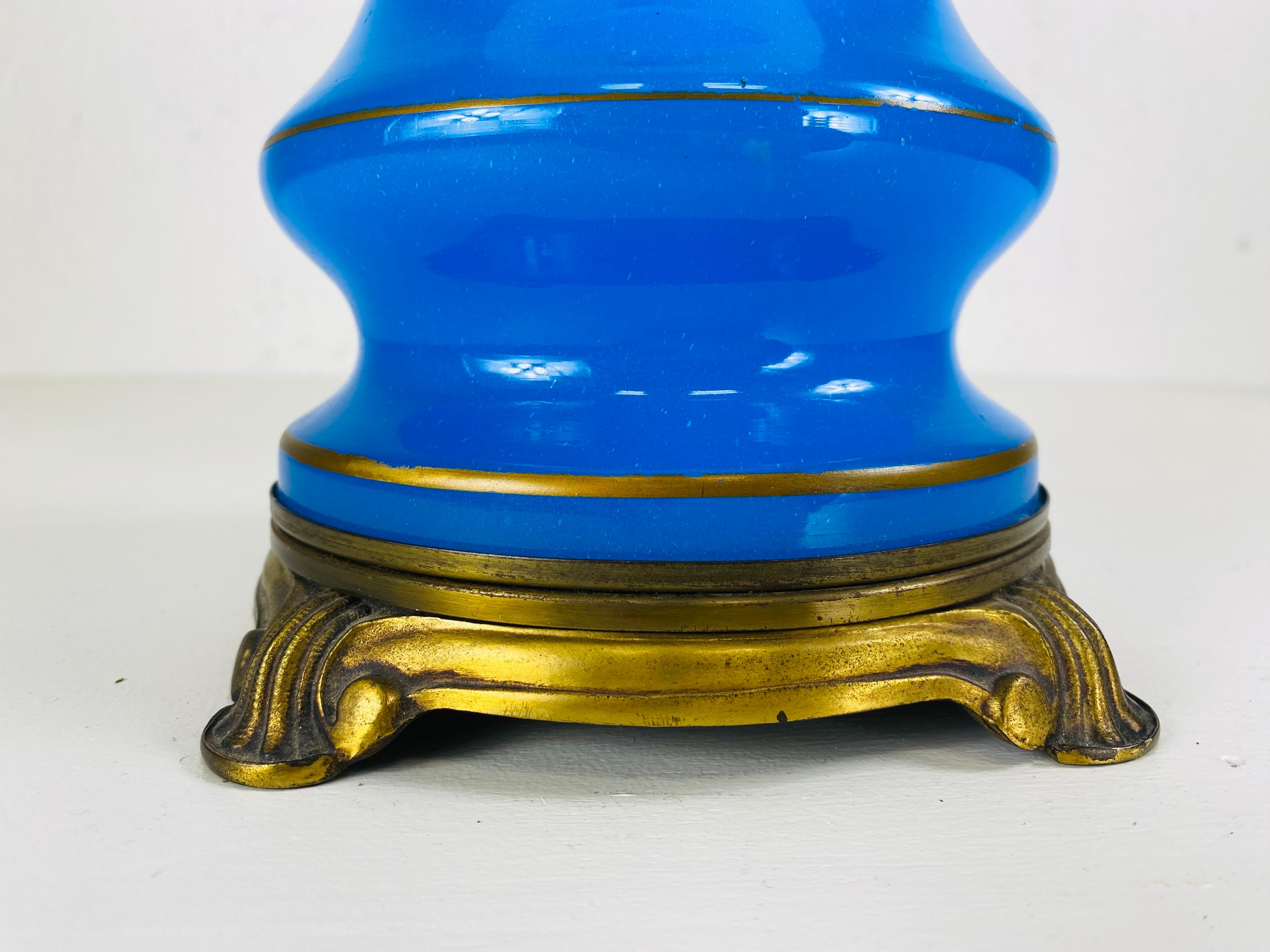 Hand-Crafted Early 20th century hand blown blue opaline French glass table lamp For Sale