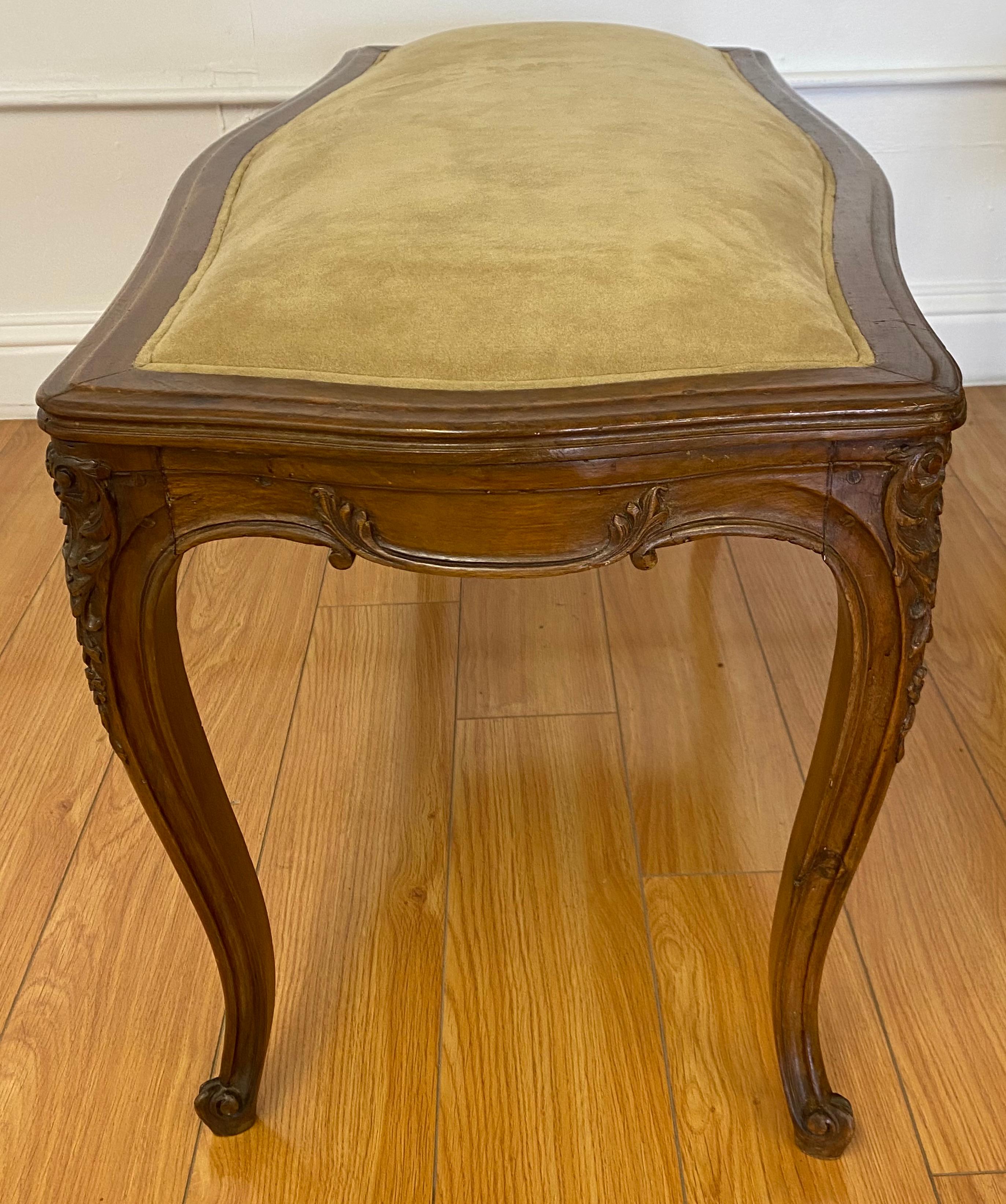 Early 20th Century Hand Carved French Walnut Bench, C.1900 1