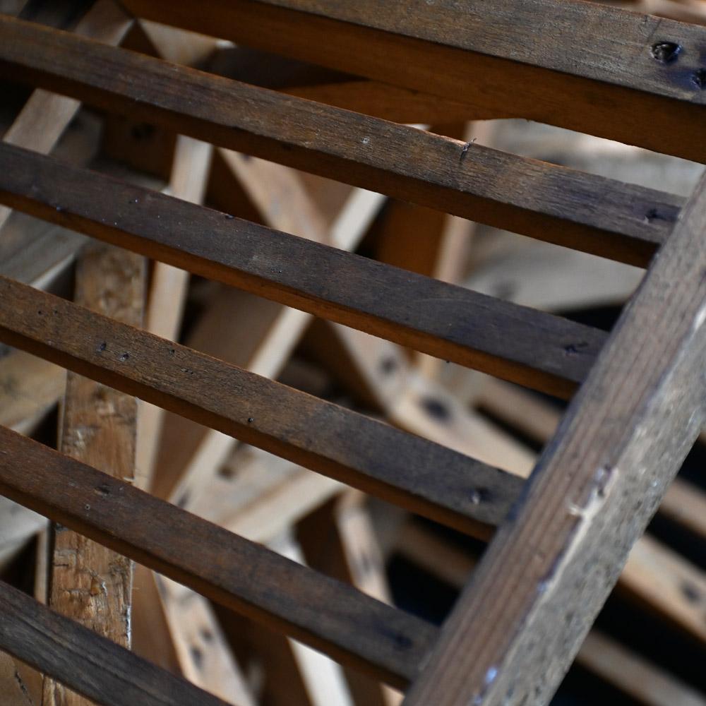 Modèle architectural en pin massif sculpté à la main au début du 20e siècle en vente 4