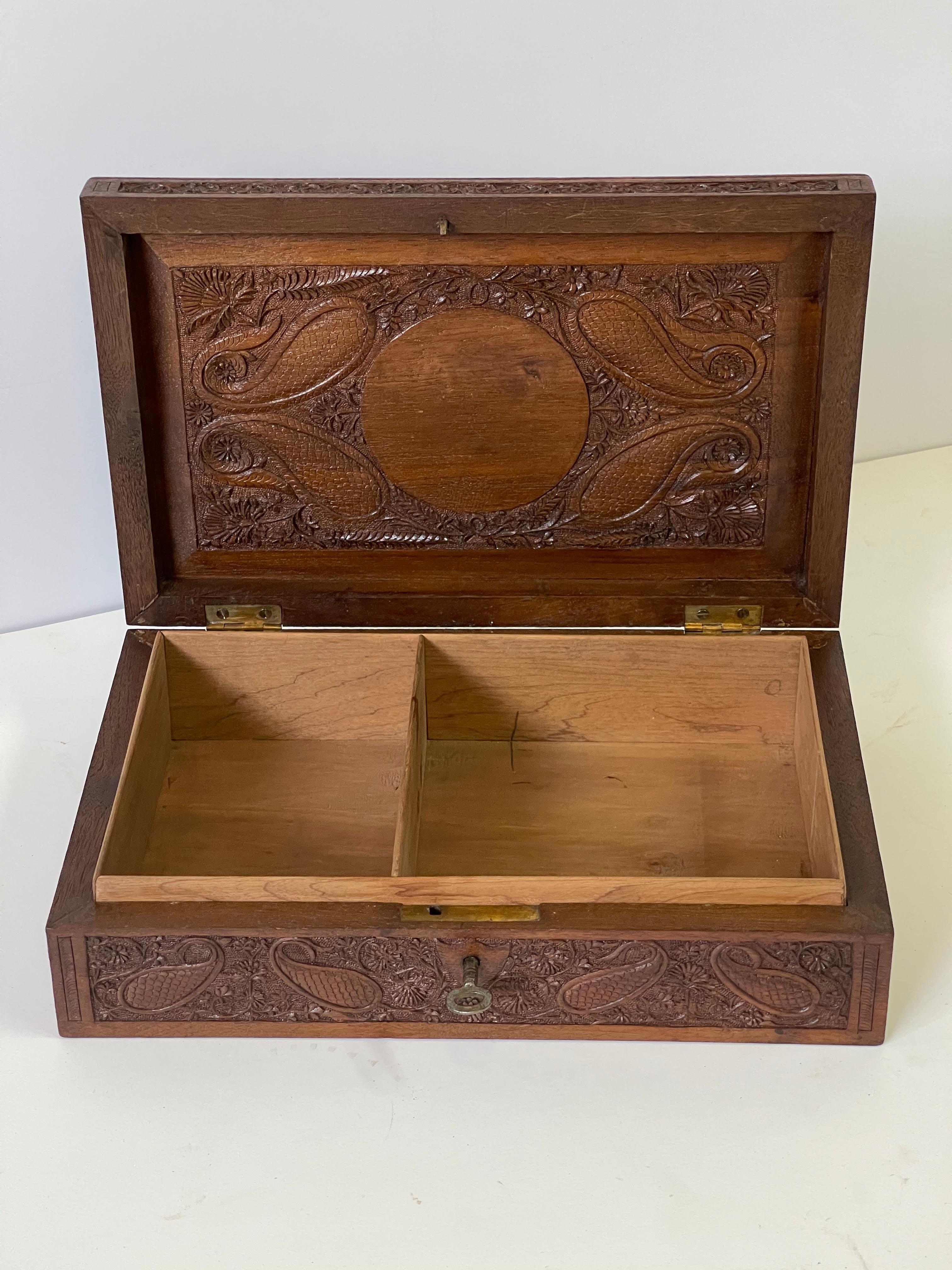 Early 20th Century Hand Carved Wooden Box 6