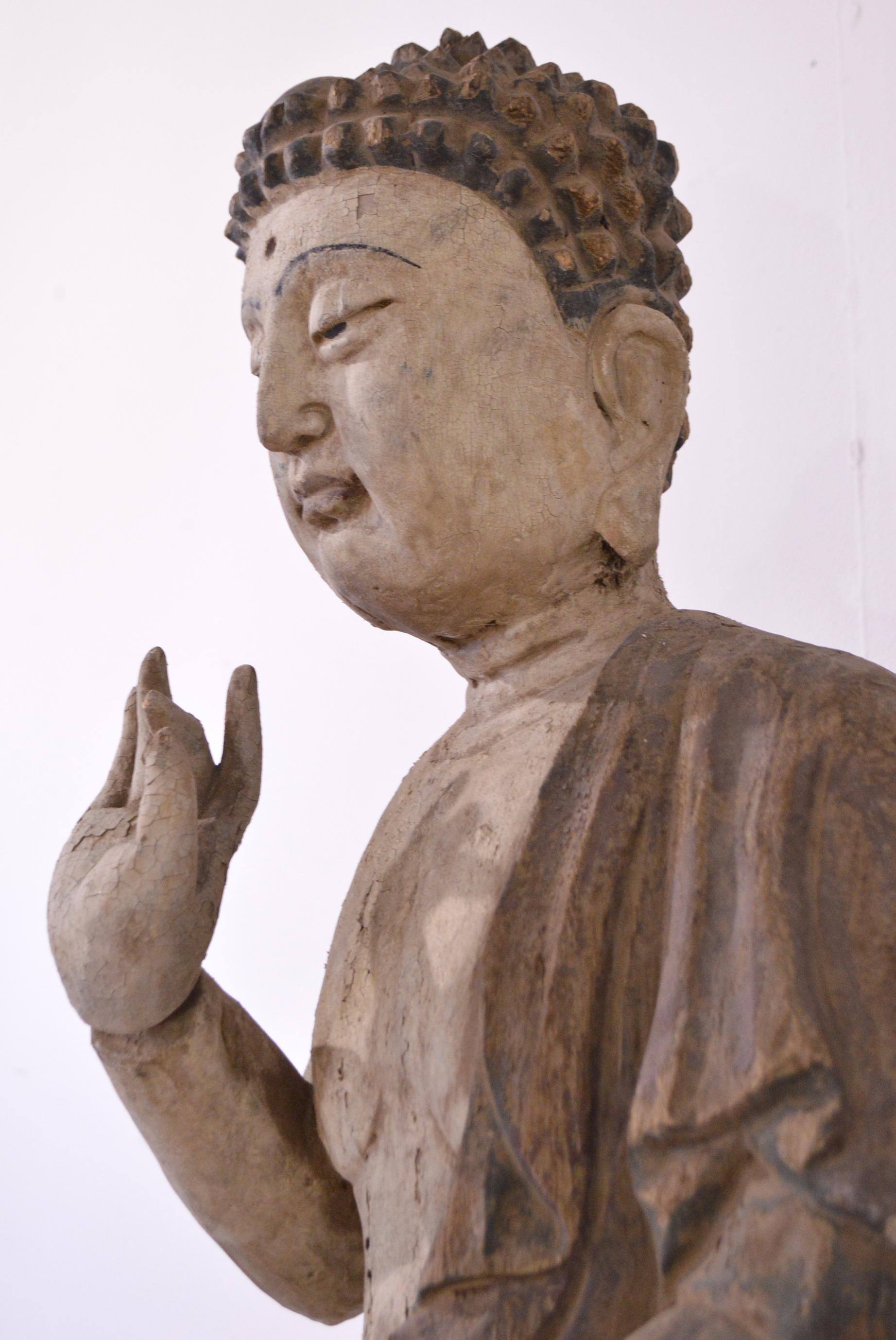 Early 20th Century Hand Carved Wooden Pine Buddha Statue For Sale 5