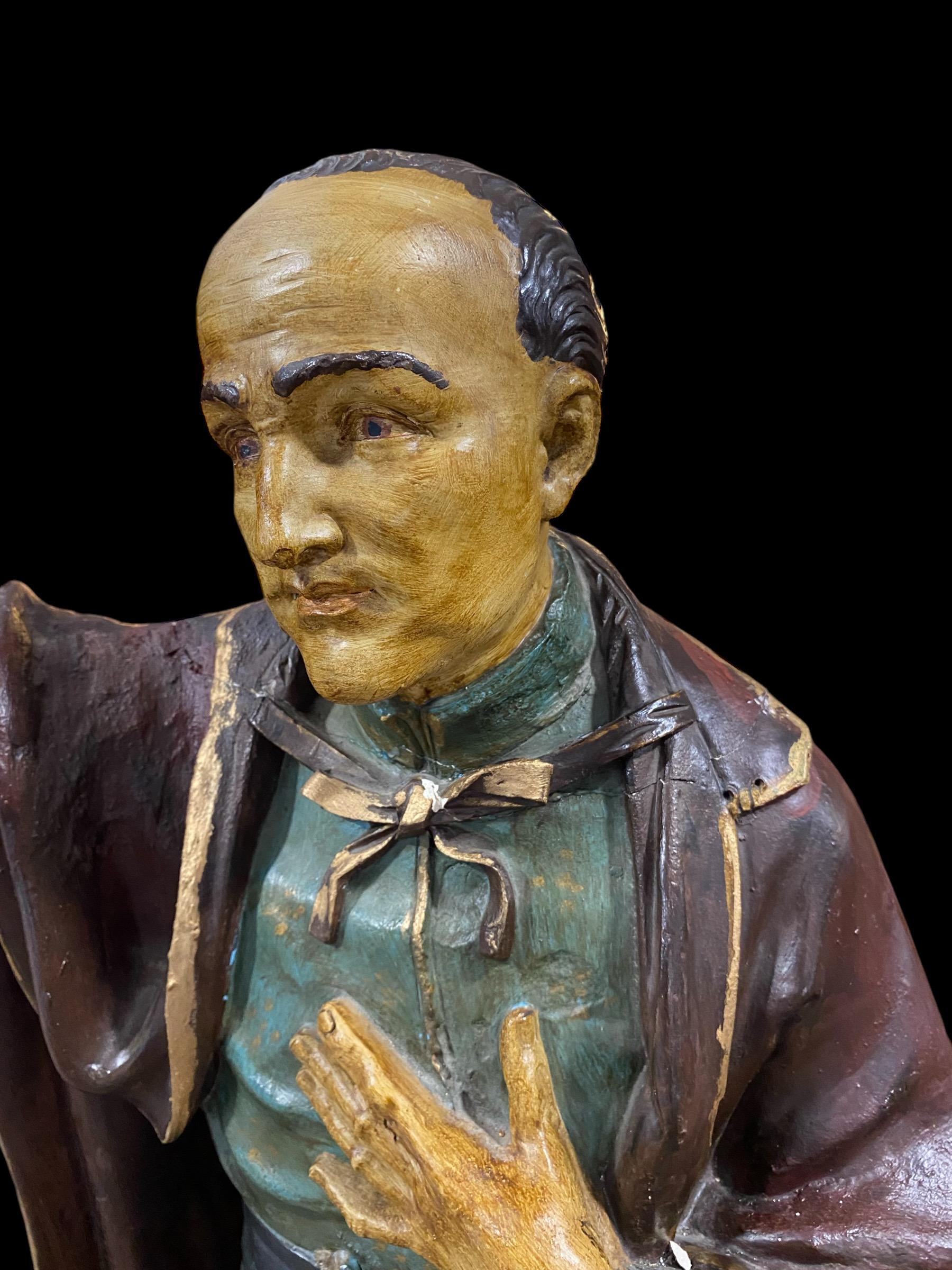 Statua in gesso di Sant'Aloysius Gonzaga, realizzata a mano all'inizio del XX secolo in vendita 11