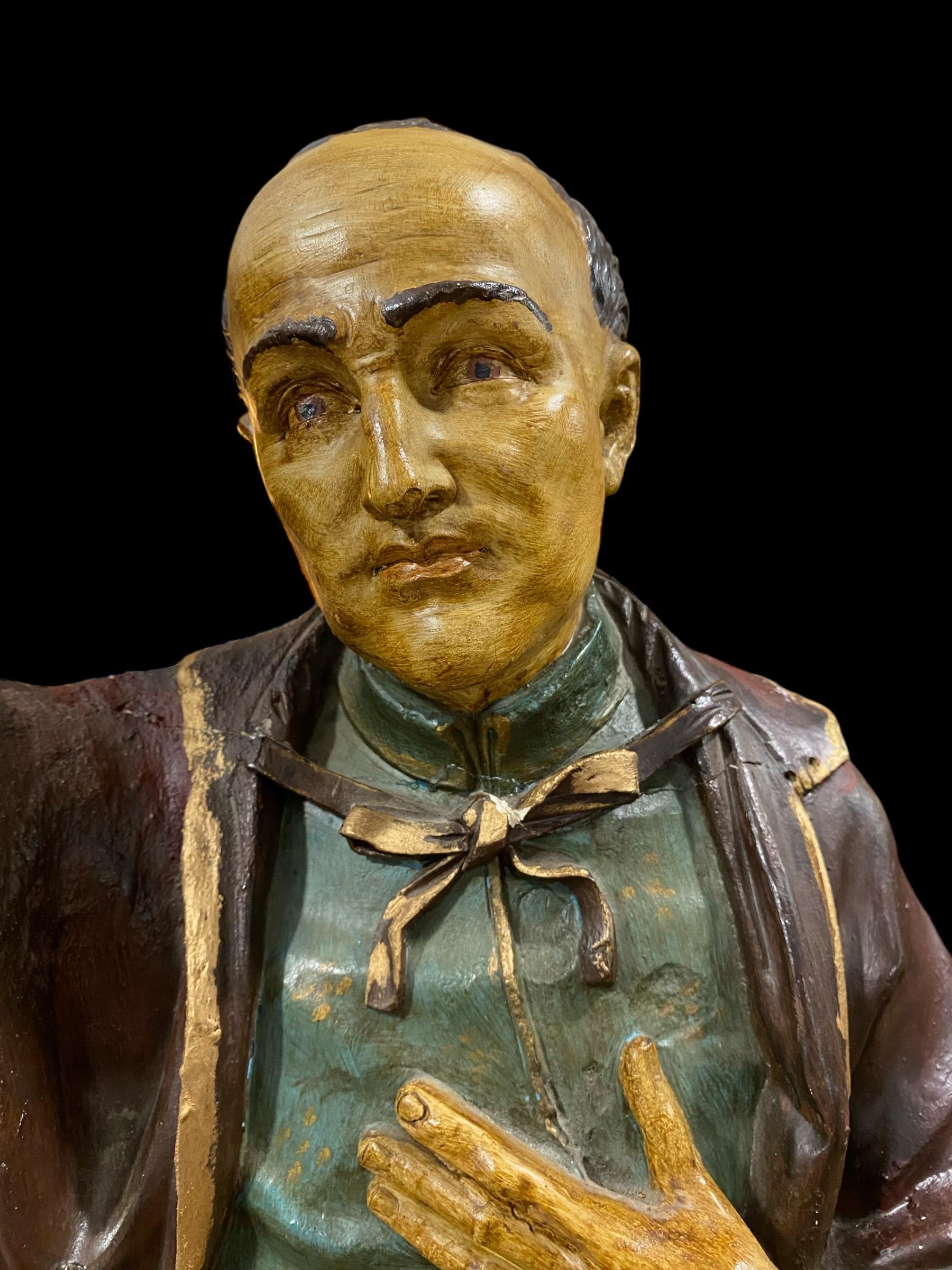 Statua in gesso di Sant'Aloysius Gonzaga, realizzata a mano all'inizio del XX secolo in vendita 12