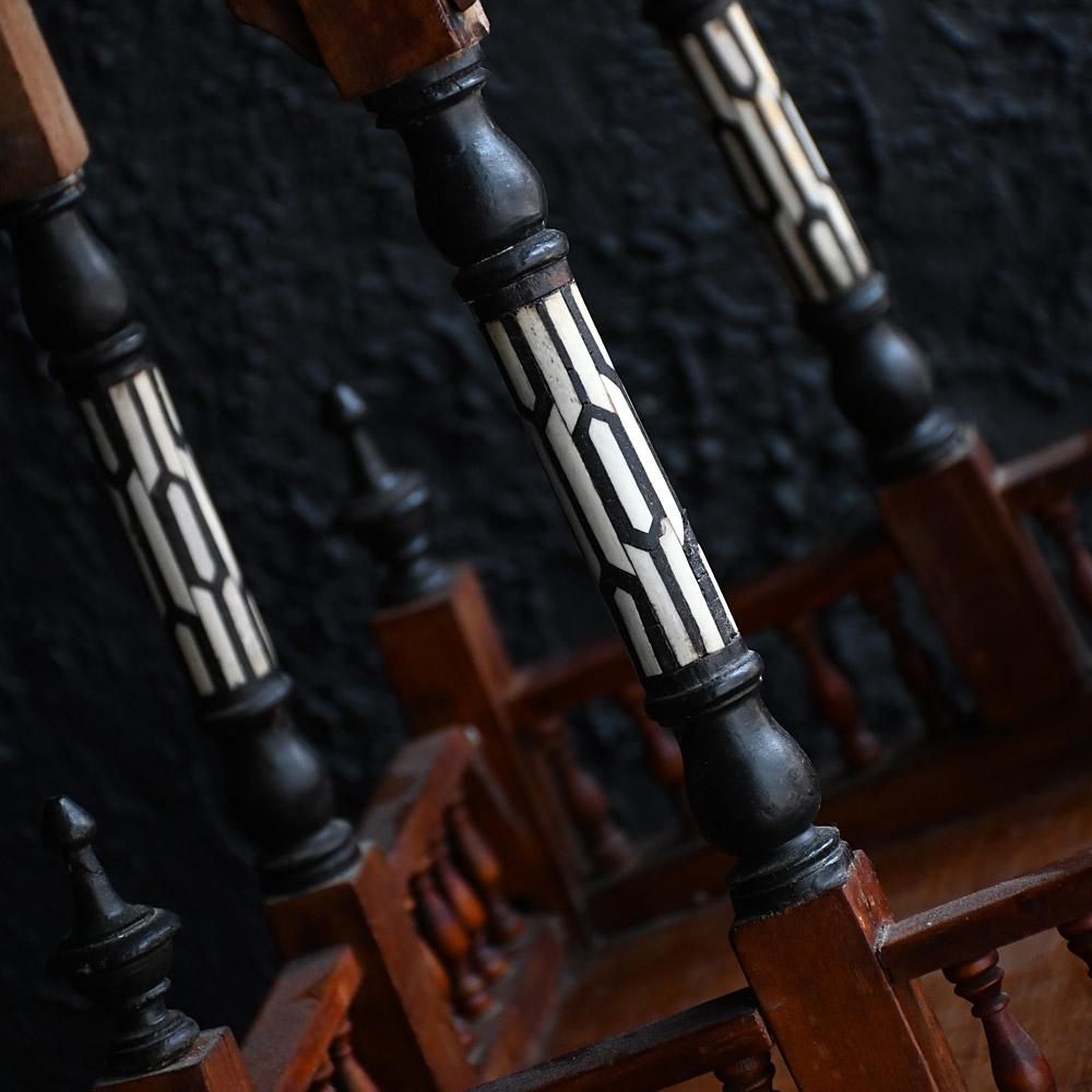 Early 20th Century Hand Crafted Inlaid Syrian Plant Stand For Sale 1