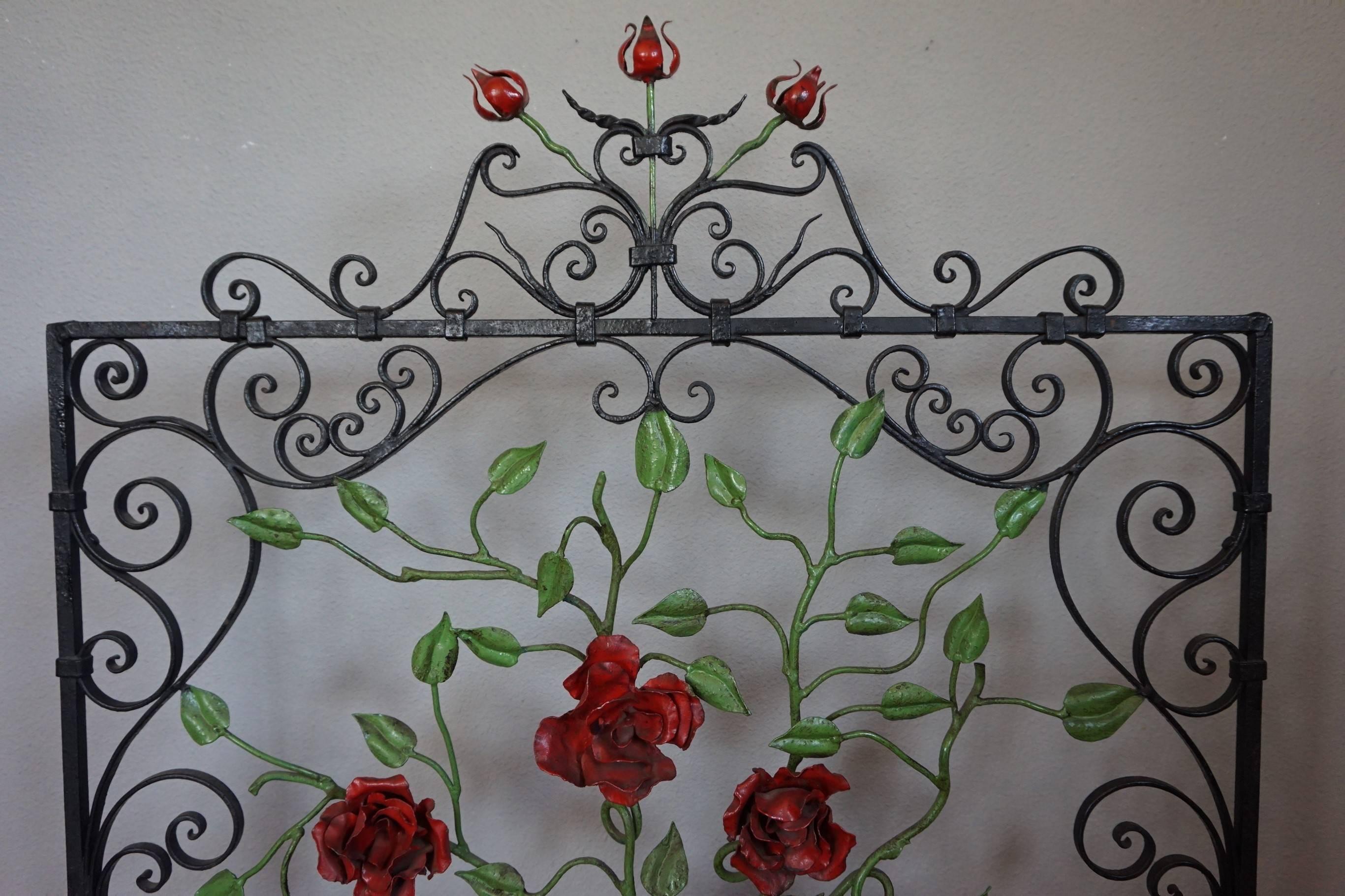 Arts and Crafts Early 20th Century Handcrafted Wrought Iron Firescreen with Roses in Vase Decor
