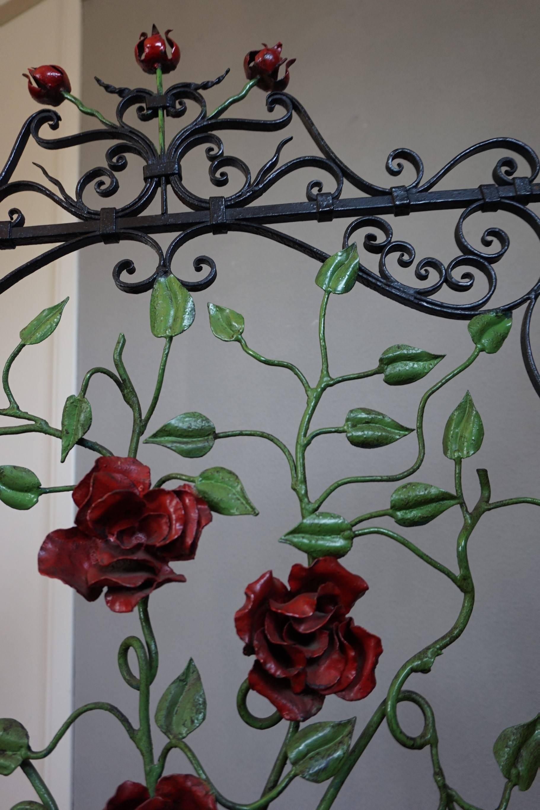 Hand-Crafted Early 20th Century Handcrafted Wrought Iron Firescreen with Roses in Vase Decor
