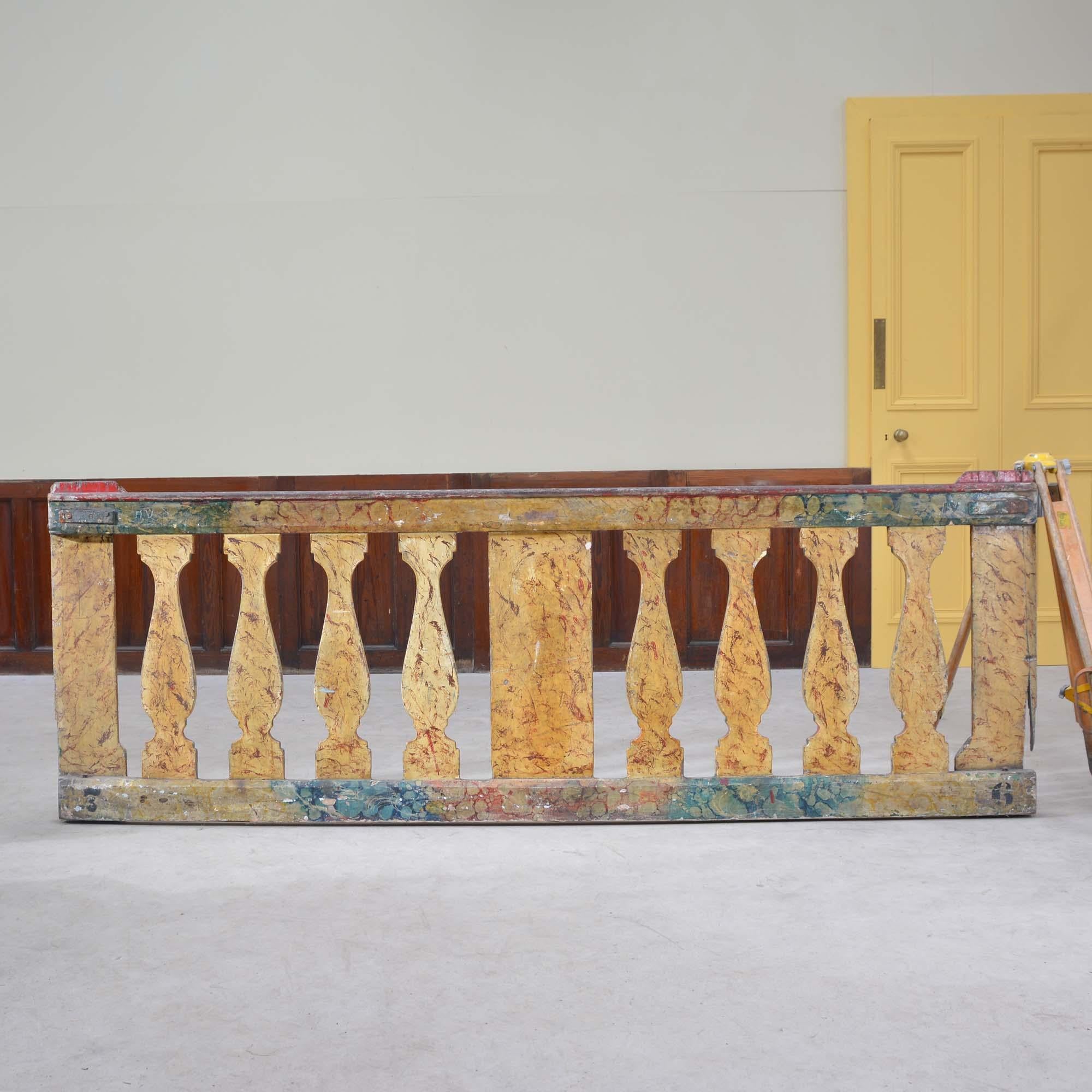 Balaustrada de feria pintada a mano de principios del siglo XX en Bastante bueno estado para la venta en Castle Douglas, GB