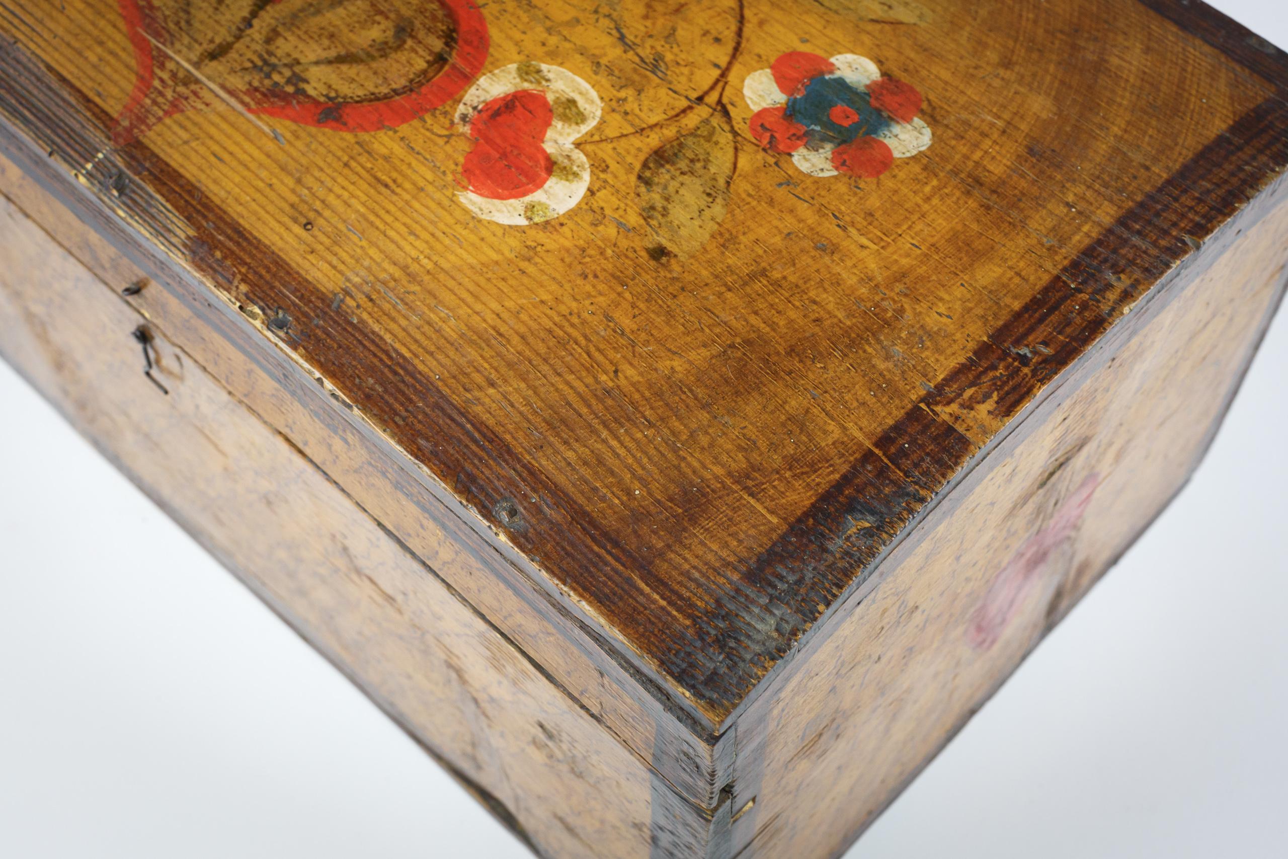 Early 20th Century Hand Painted French Marriage or Love Token Trunk For Sale 4