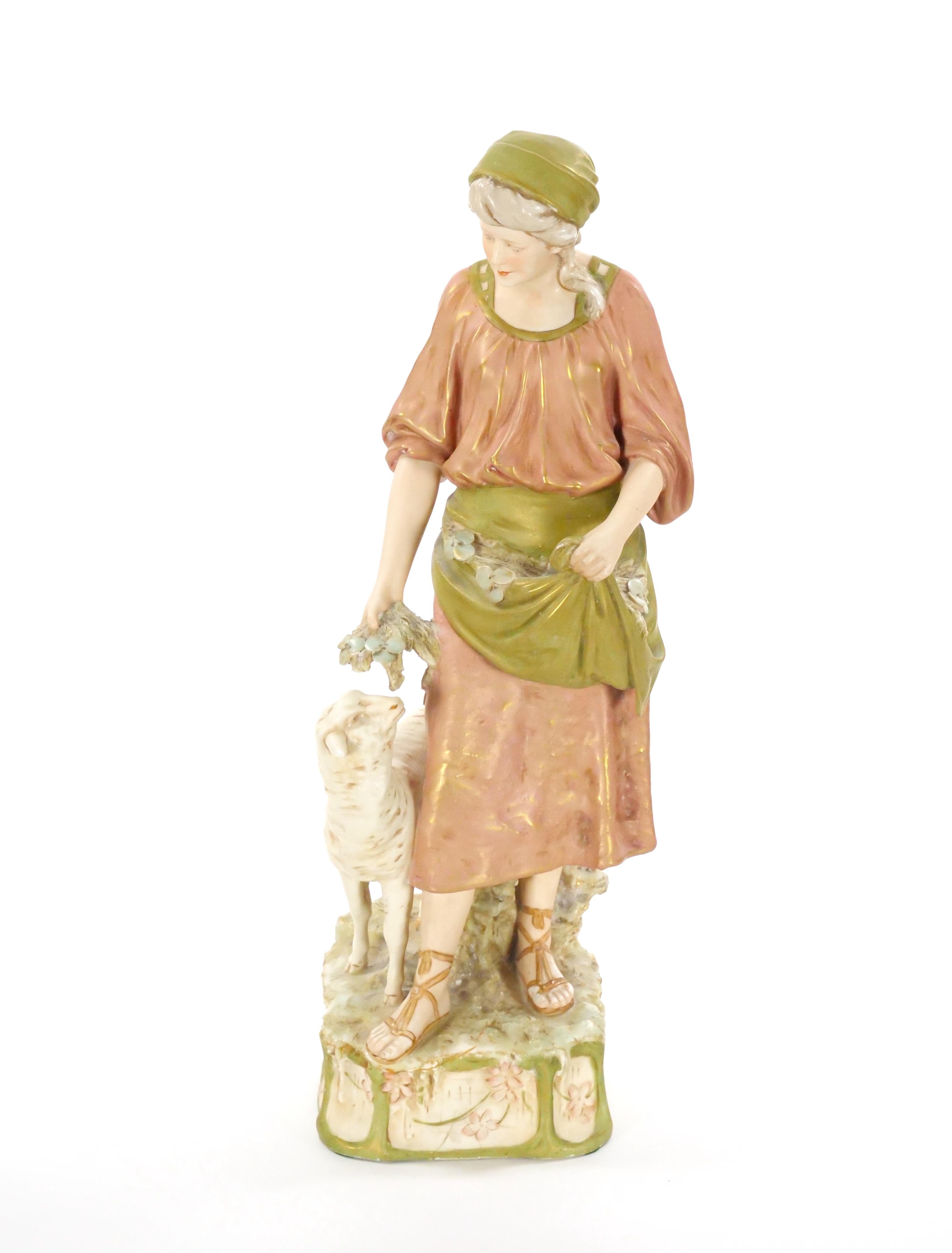 Early 20th Century Hand Painted / Gilt Decorated Porcelain Decorative Sculpture For Sale 8