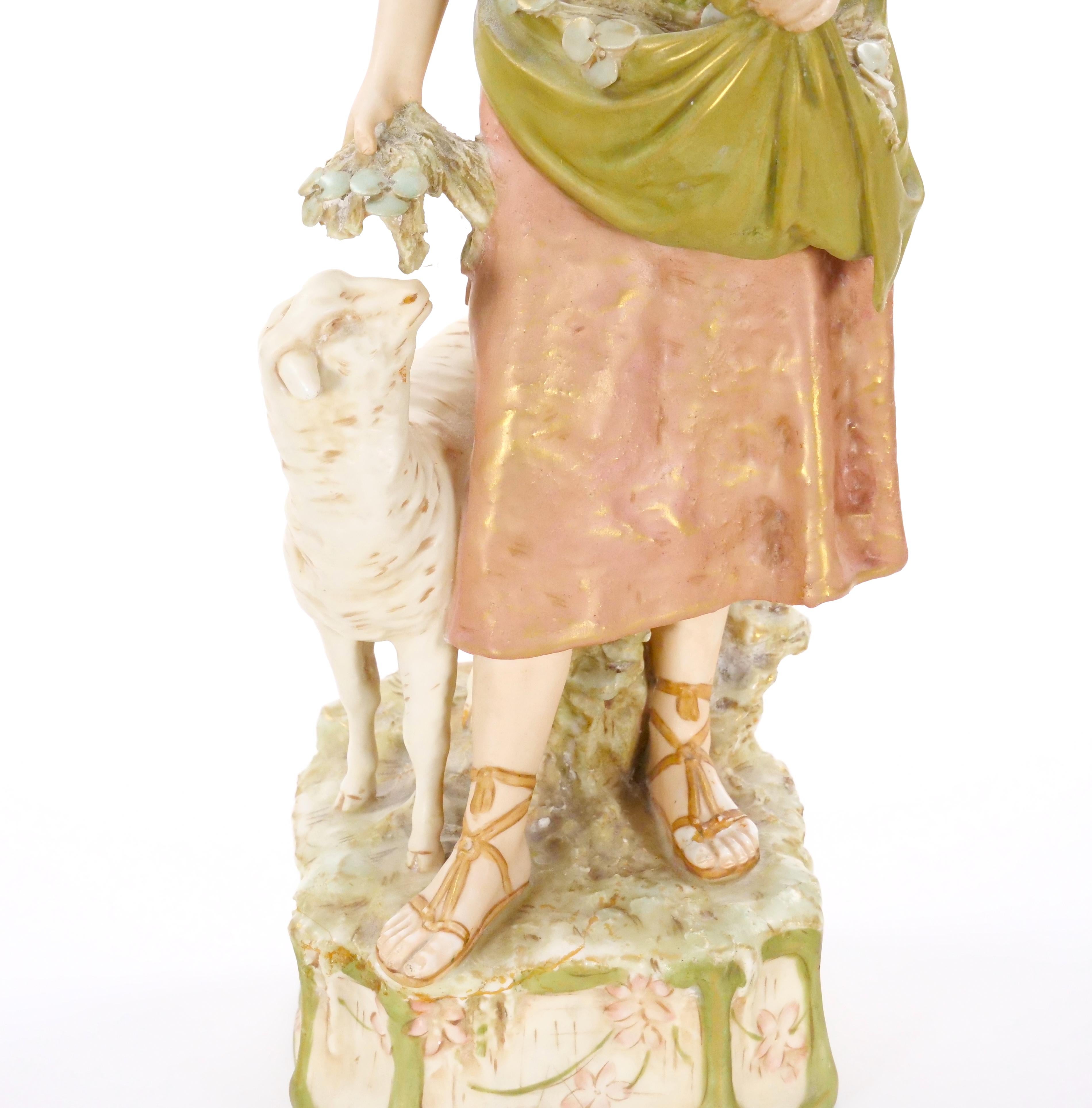 Gold Early 20th Century Hand Painted / Gilt Decorated Porcelain Decorative Sculpture For Sale