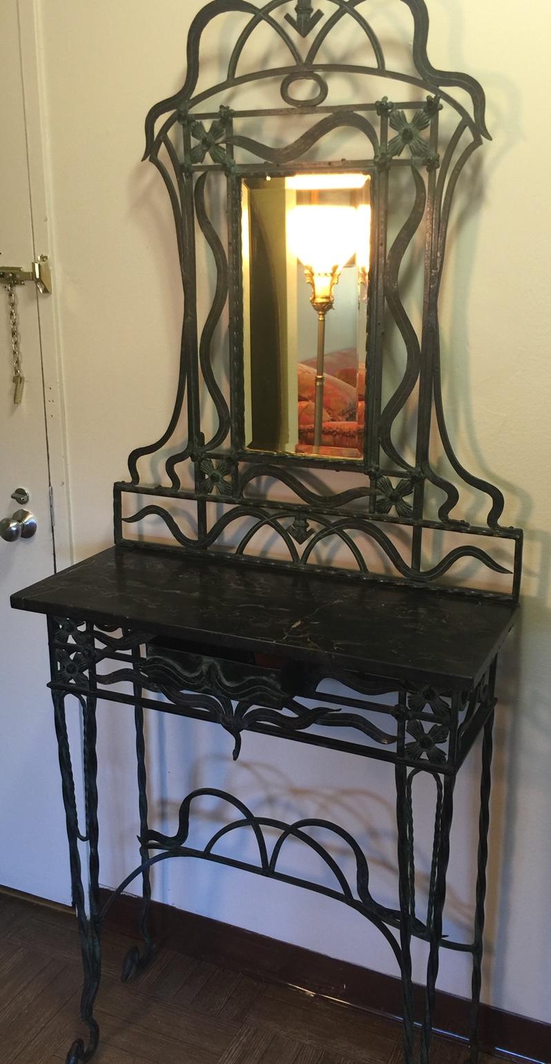 Early 20th Century Handwrought Iron Mirrored Console Table In Excellent Condition For Sale In Lambertville, NJ
