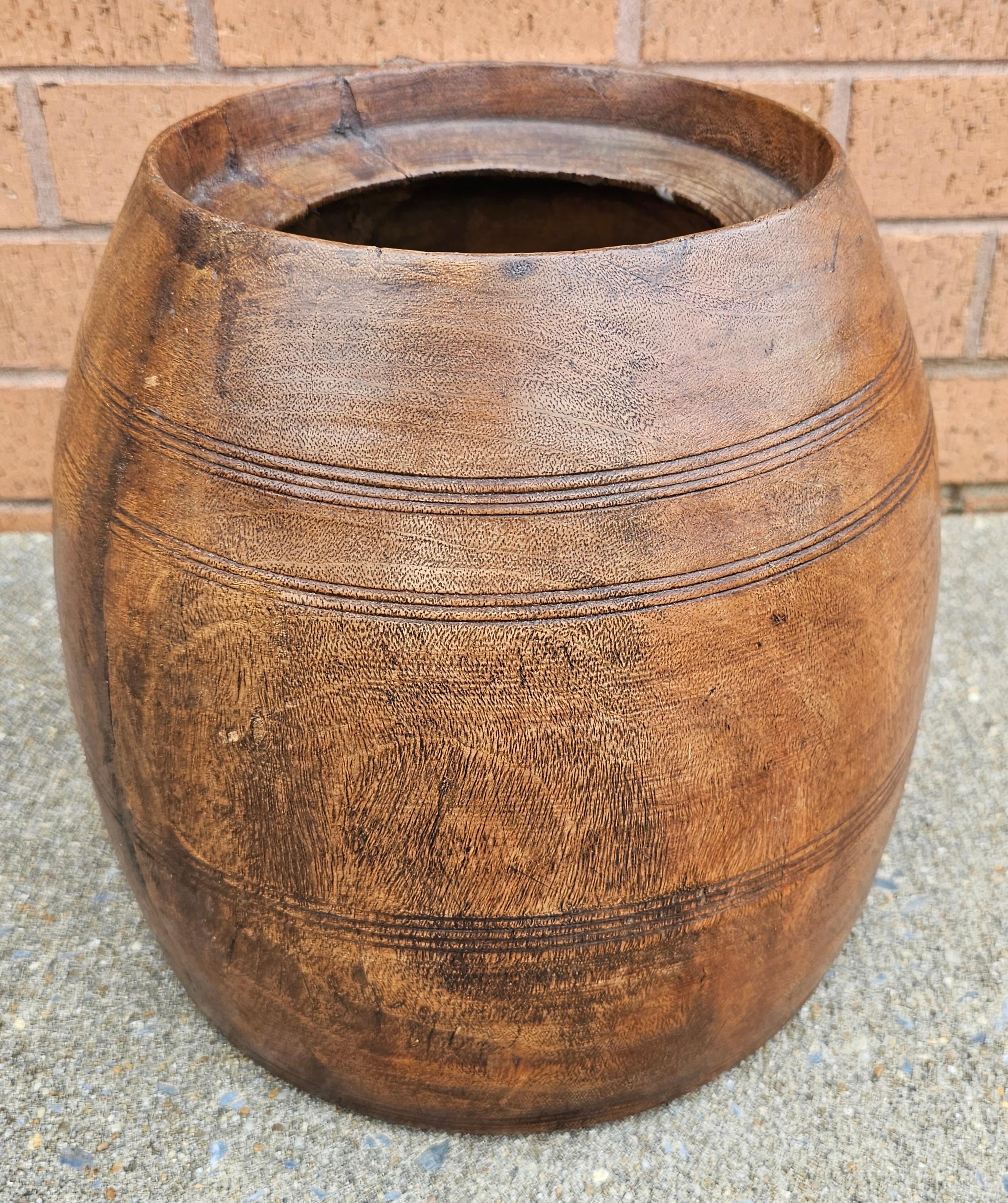 Edwardian Early 20th Century Handcrafted Turned Wooden Honey / Rice Pot, Nowadays Planter For Sale