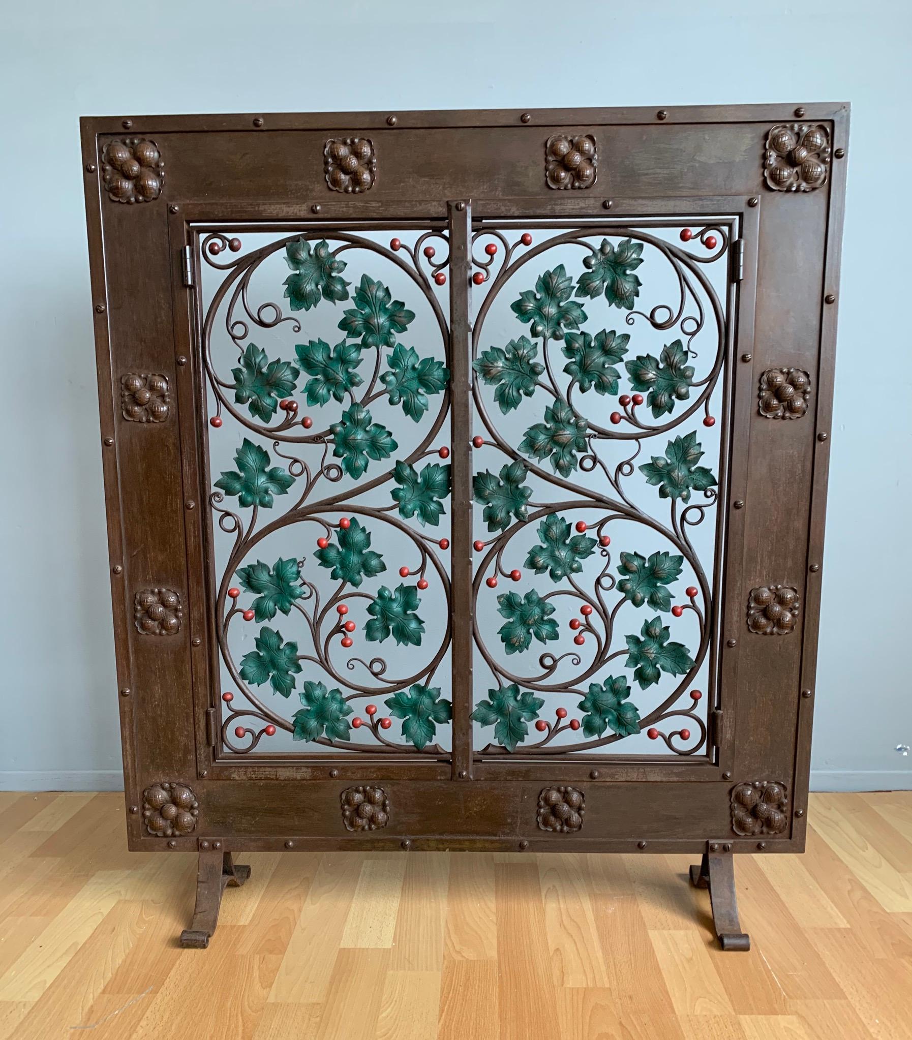 Highly decorative and all handcrafted, ironwork fire screen.

We can think of more than one way to use this fantastically decorative screen. Around the turn of the century it would have been made to Stand in front of the fireplace in the warmer part