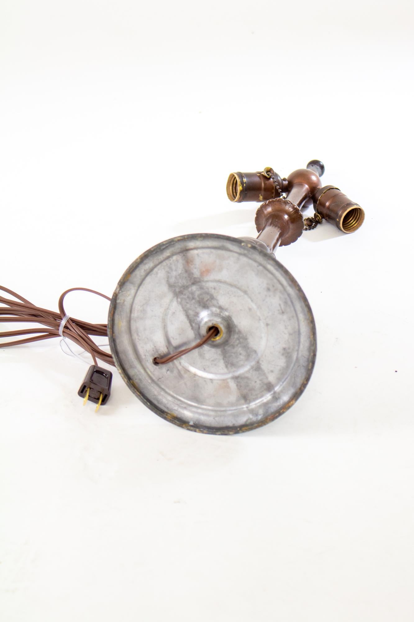 Early 20th Century Handel Table Lamp with Stained Glass Shade 1
