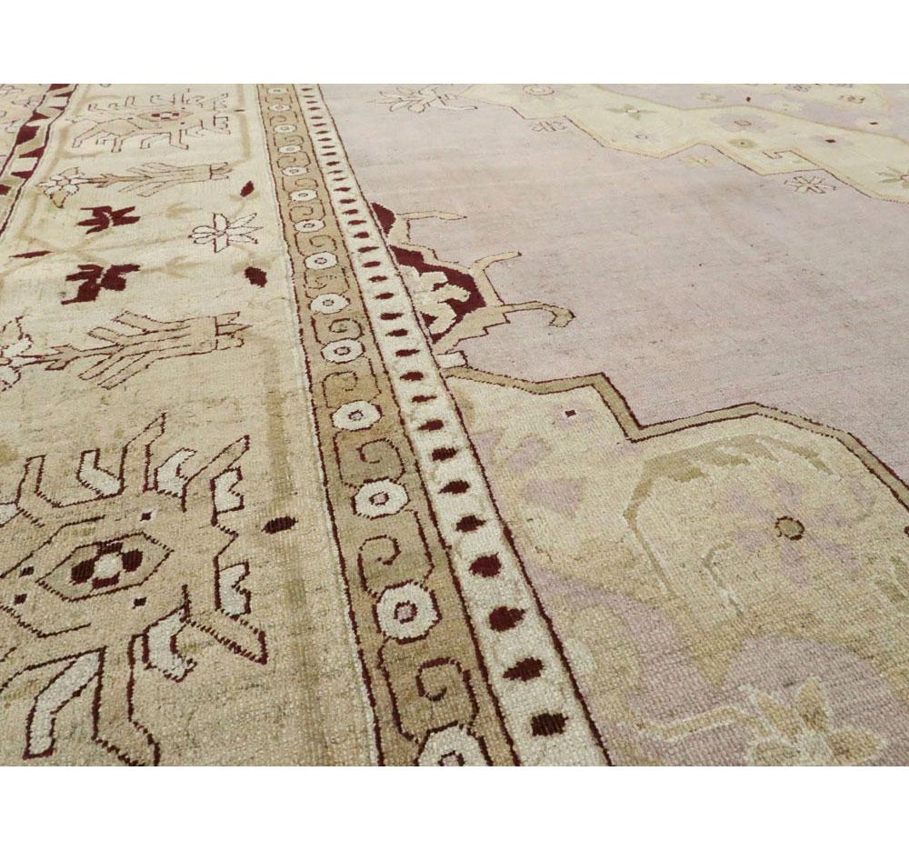 Early 20th Century Handmade Agra Room Size Rug in Pale Purple and Beige In Good Condition For Sale In New York, NY