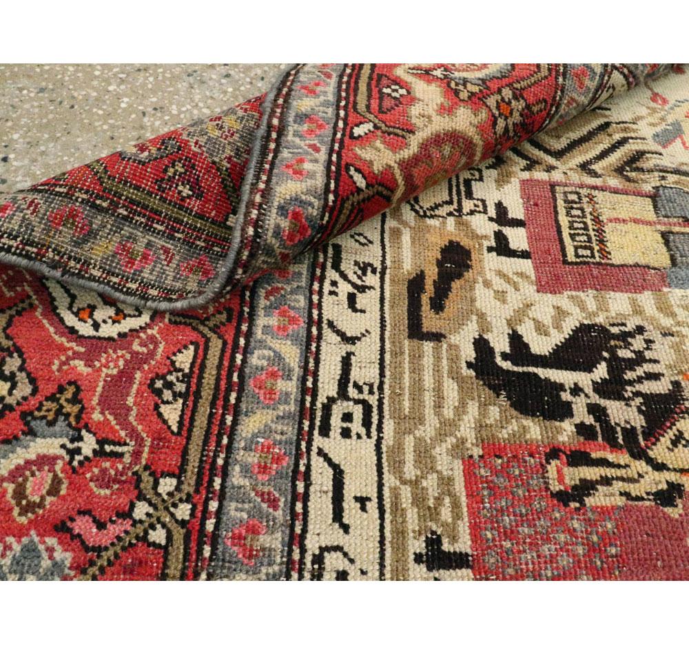 Tapis d'accent du début du 20e siècle, fait à la main au Karabagh, circa 1920 en vente 2