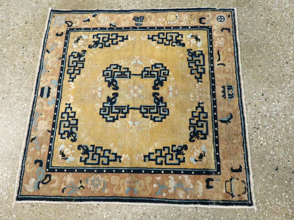 Art Deco Early 20th Century Handmade Chinese Ningxia Square Throw Rug For Sale