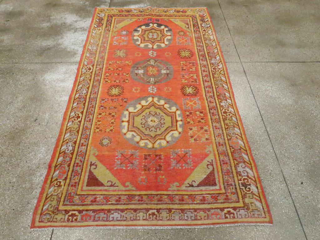 Hand-Knotted Early 20th Century Handmade East Turkestan Khotan Accent Rug For Sale