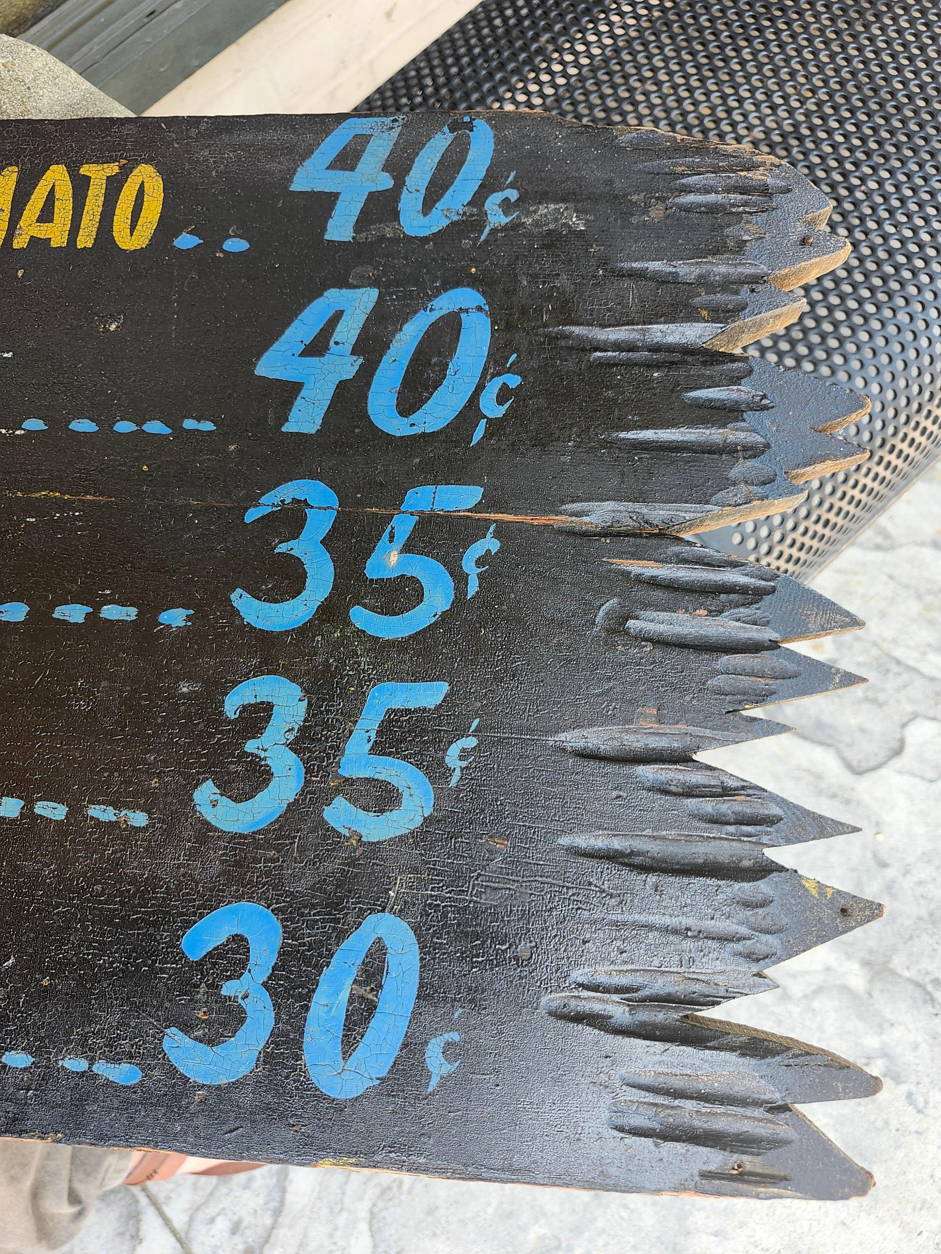 Début du 20e siècle Tableau de menu folklorique sculpté à la main Adirondack Bon état - En vente à Port Jervis, NY