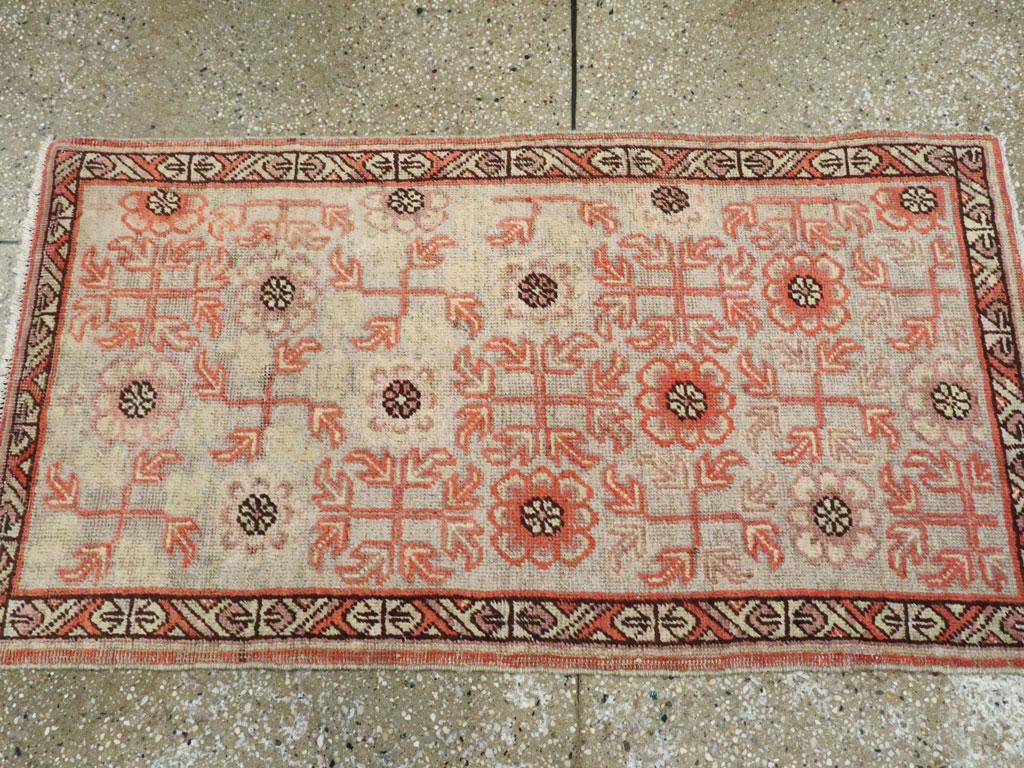 Wool Early 20th Century Handmade Khotan Scatter Rug in Coral and Grey For Sale