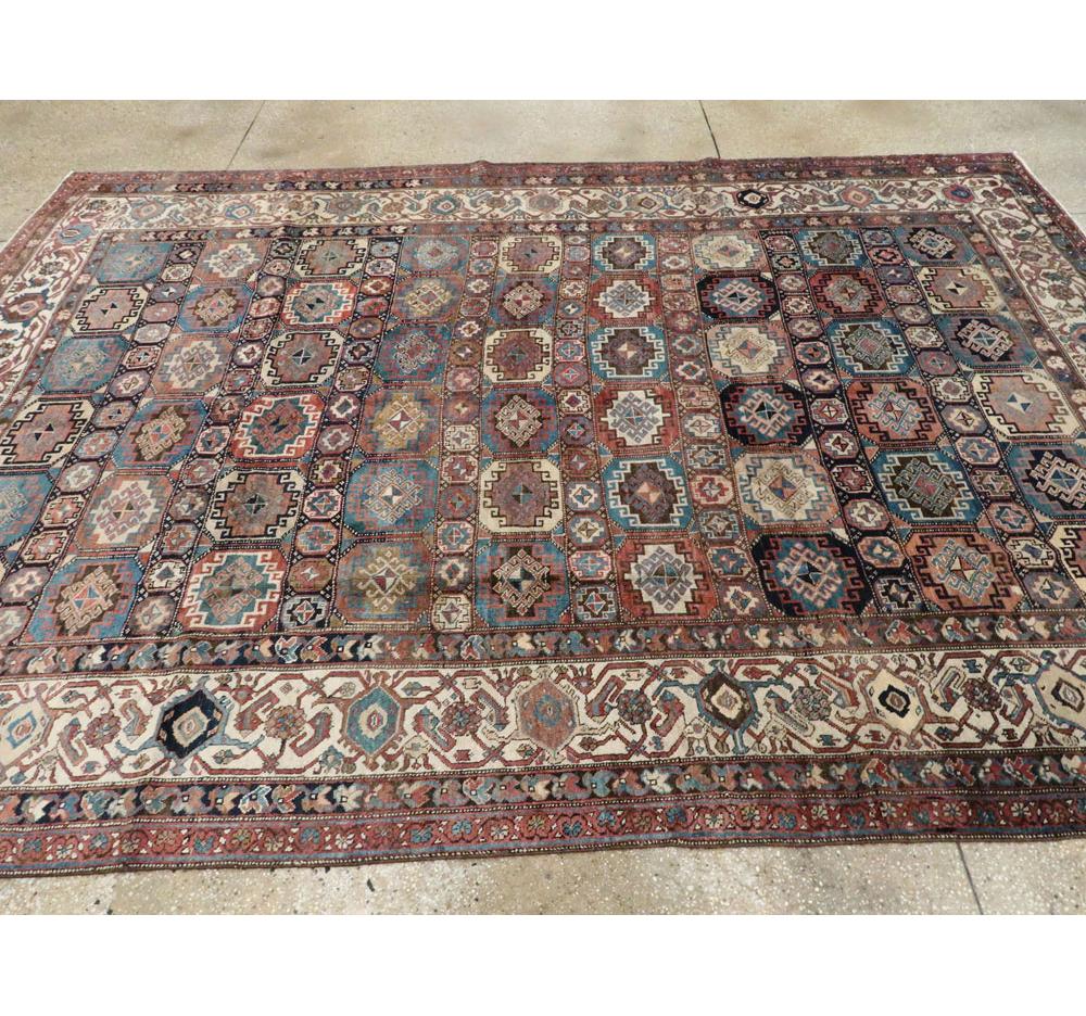 Early 20th Century Handmade Northwest Persian Room Size Carpet For Sale 2