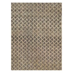 Early 20th Century Handmade Persian 5' x 9' Gallery Accent Rug in Neutral Tones