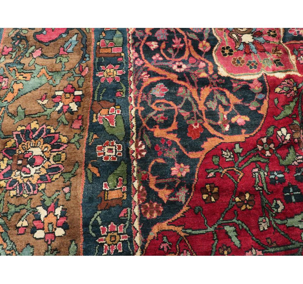 Early 20th Century Handmade Persian Bakhtiari Tribal Room Size Carpet 1