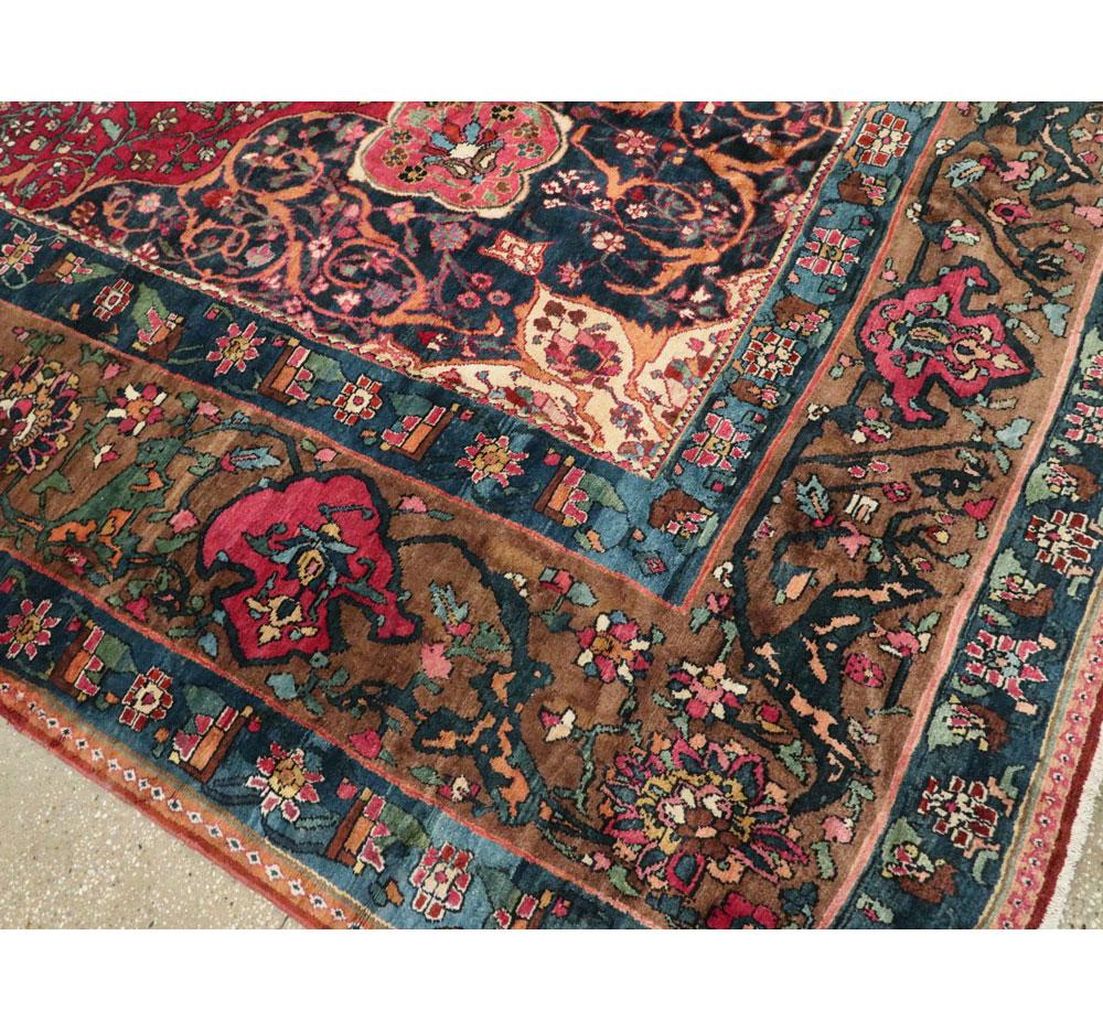 Early 20th Century Handmade Persian Bakhtiari Tribal Room Size Carpet 2