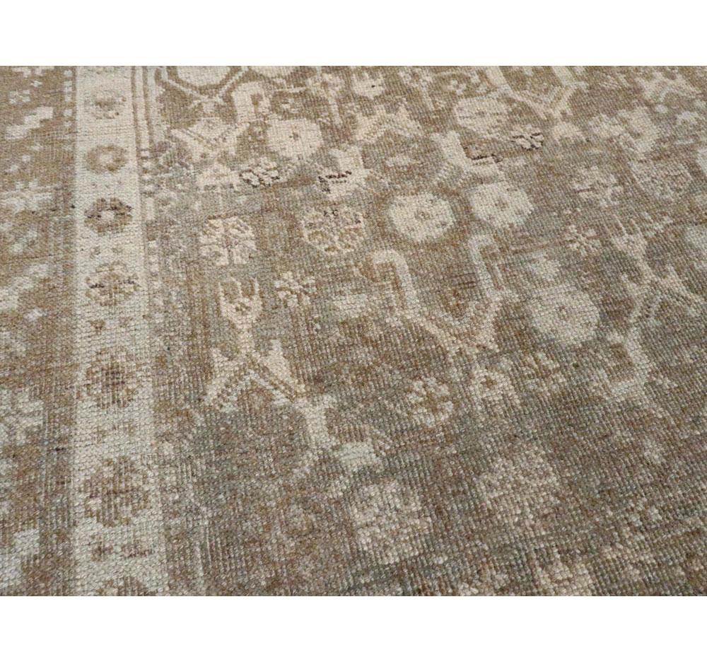 Early 20th Century Handmade Persian Bidjar Accent Rug In Excellent Condition For Sale In New York, NY