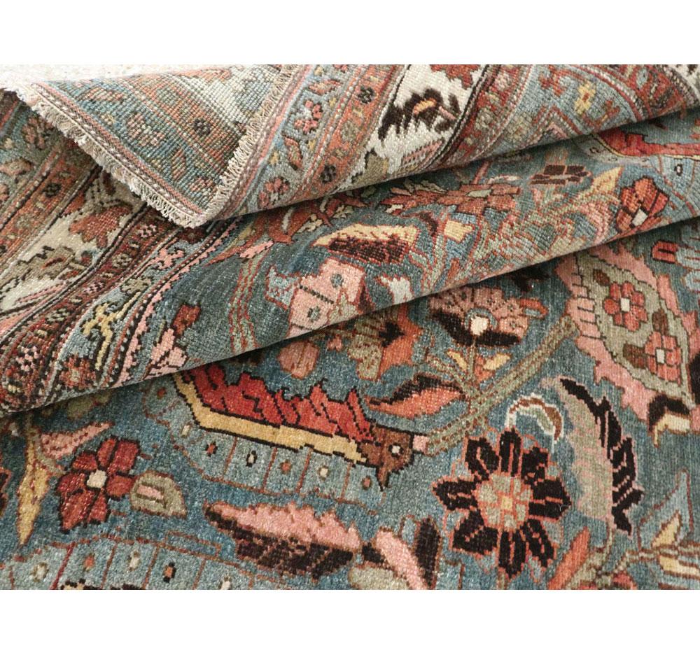 Early 20th Century Handmade Persian Bidjar Small Room Size Carpet For Sale 4