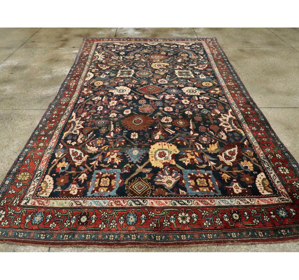 Early 20th Century Handmade Persian Bidjar Small Room Size Carpet In Excellent Condition For Sale In New York, NY