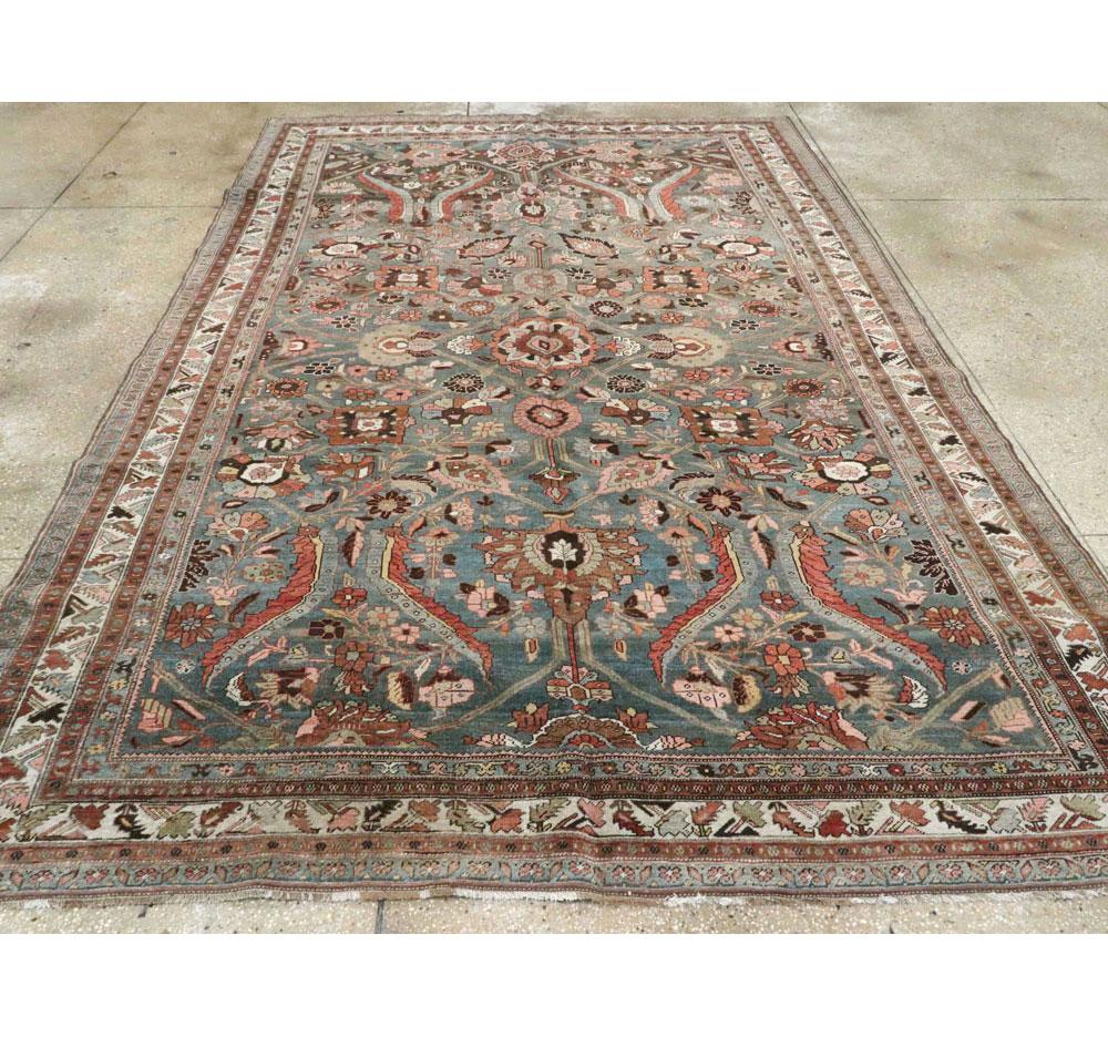 Noué à la main Tapis persan Bidjar de petite taille, fait à la main, du début du XXe siècle en vente