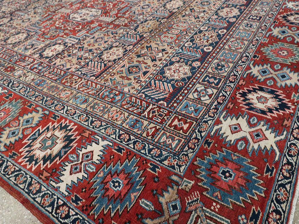 Early 20th Century Handmade Persian Heriz Room Size Carpet For Sale 3