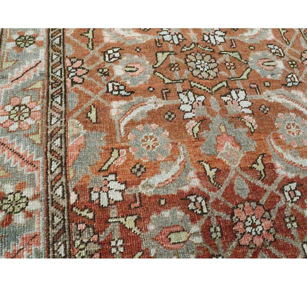 Handgefertigter persischer Heriz-Teppich aus dem frühen 20. Jahrhundert im Zustand „Hervorragend“ im Angebot in New York, NY