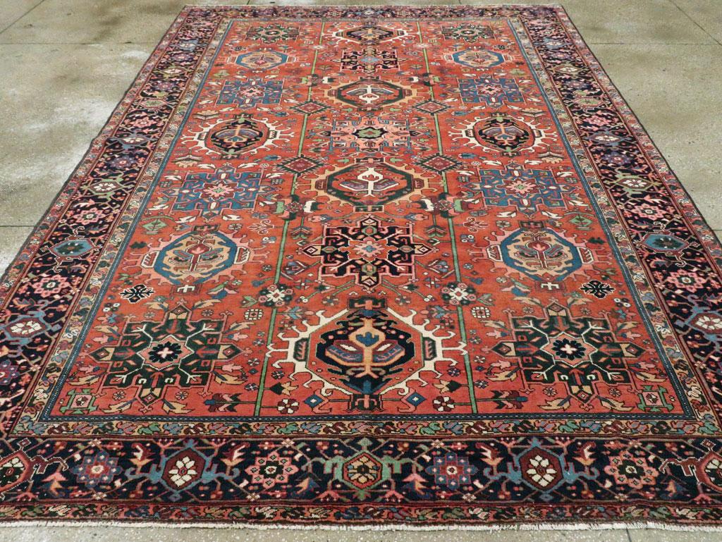 Early 20th Century Handmade Persian Karajeh Room Size Carpet In Excellent Condition For Sale In New York, NY