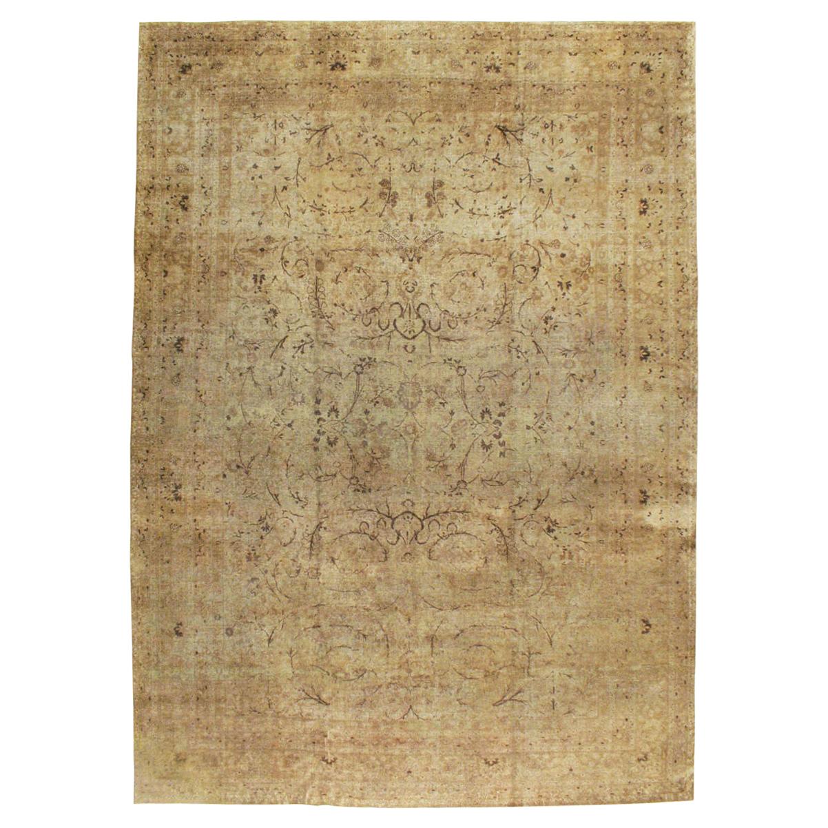 Alfombra persa grande de principios del siglo XX en marrón dorado hecha a mano