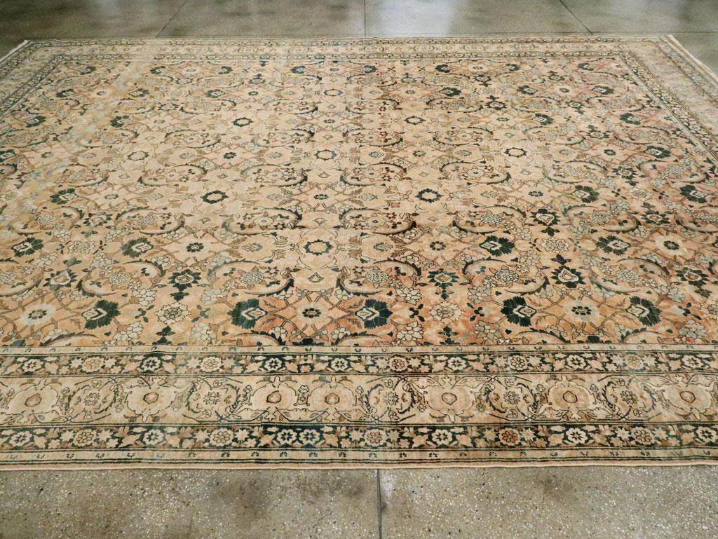 Early 20th Century Handmade Persian Lavar Kerman Room Size Carpet, circa 1920 For Sale 2