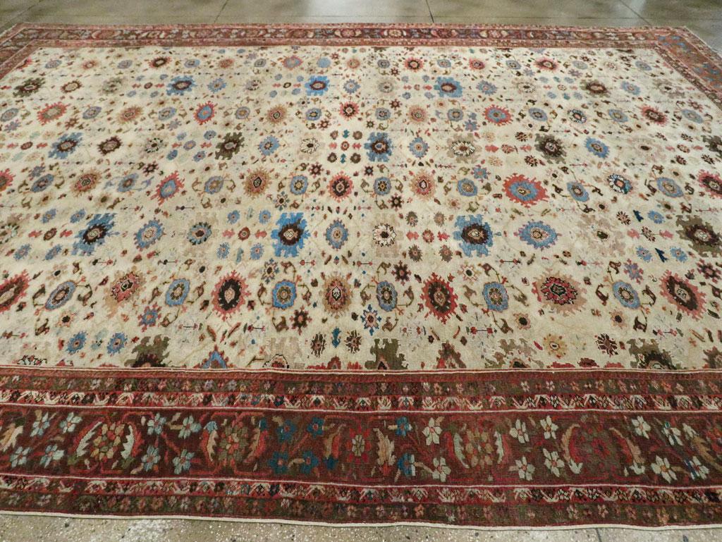 20ième siècle Tapis persan Mahal de grande taille fait à la main du début du XXe siècle en vente
