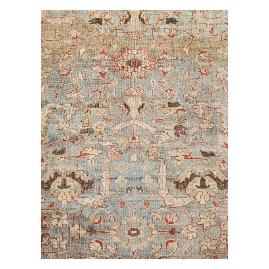 Ein antiker persischer Mahal-Teppich in Zimmergröße, der im frühen 20. Jahrhundert handgefertigt wurde.

Maße: 9' 3