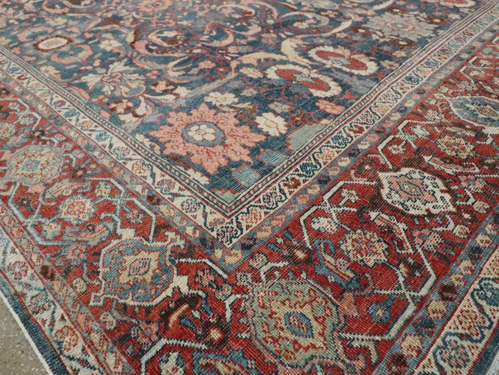 Early 20th Century Handmade Persian Mahal Room Size Carpet in Blue and Red For Sale 3