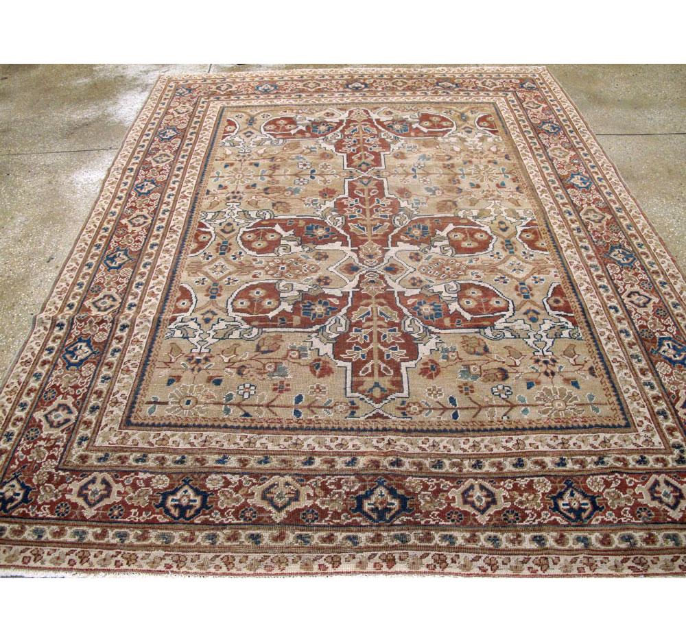 Early 20th Century Handmade Persian Mahal Rustic Accent Rug In Good Condition For Sale In New York, NY