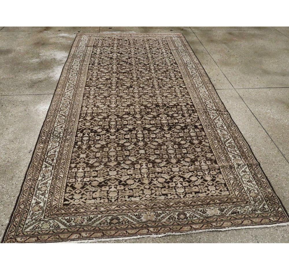 Early 20th Century Handmade Persian Malayer Gallery Rug In Good Condition In New York, NY