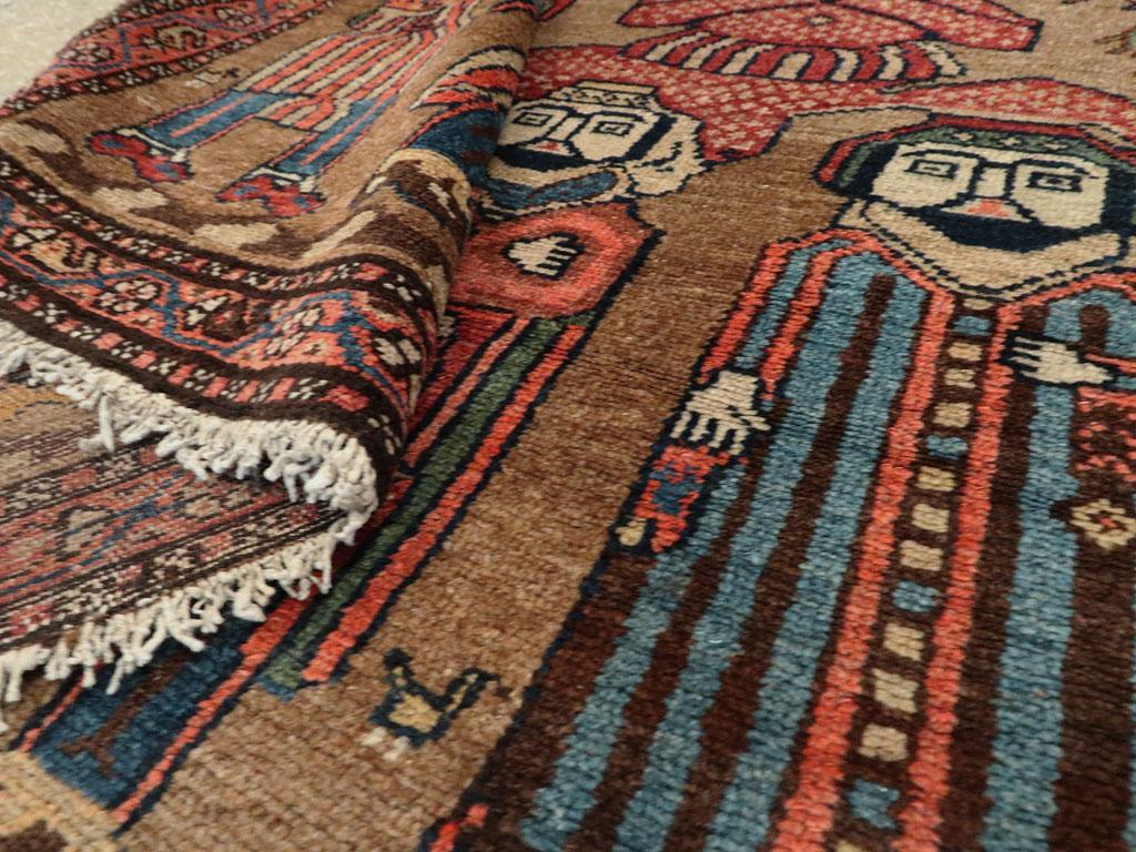 Handgefertigter persischer Malayer-Teppich mit Bildakzent von König Solomon aus dem frühen 20. Jahrhundert im Angebot 1