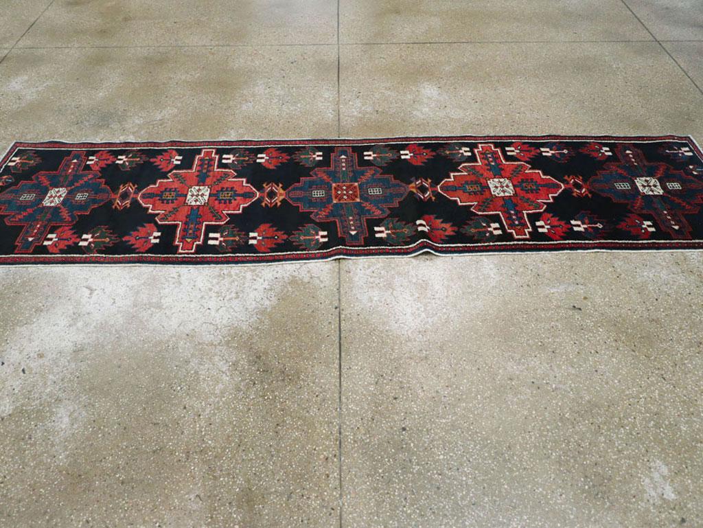 Early 20th Century Handmade Persian Malayer Runner For Sale 1