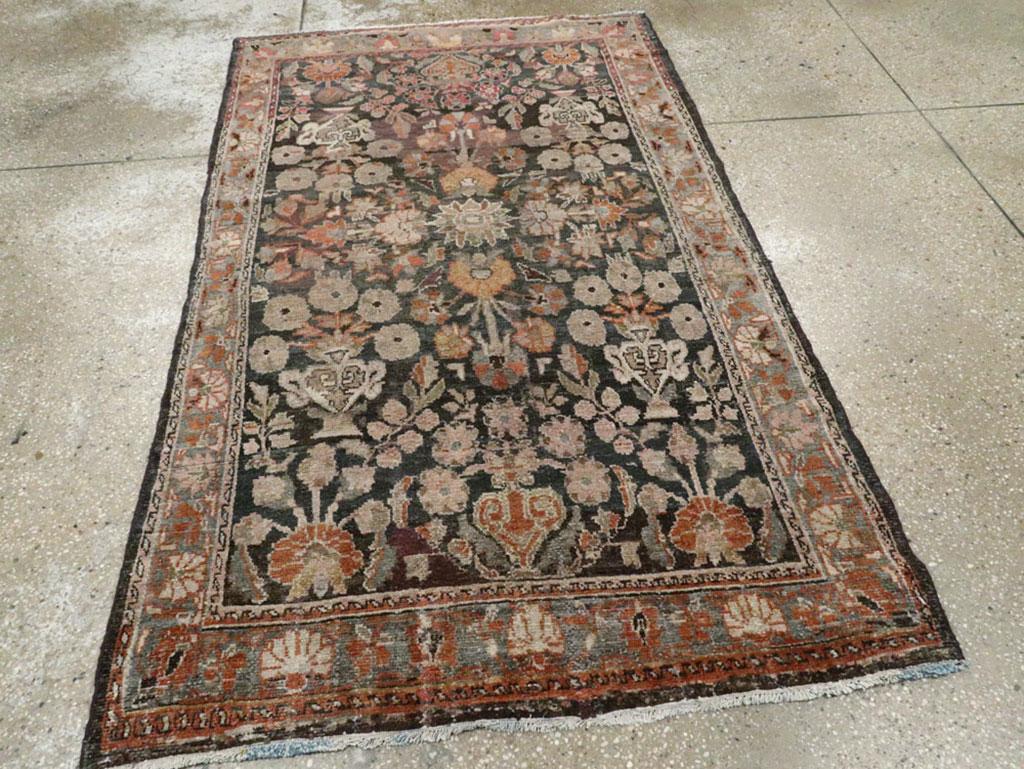 Early 20th Century Handmade Persian Malayer Throw Rug In Good Condition For Sale In New York, NY