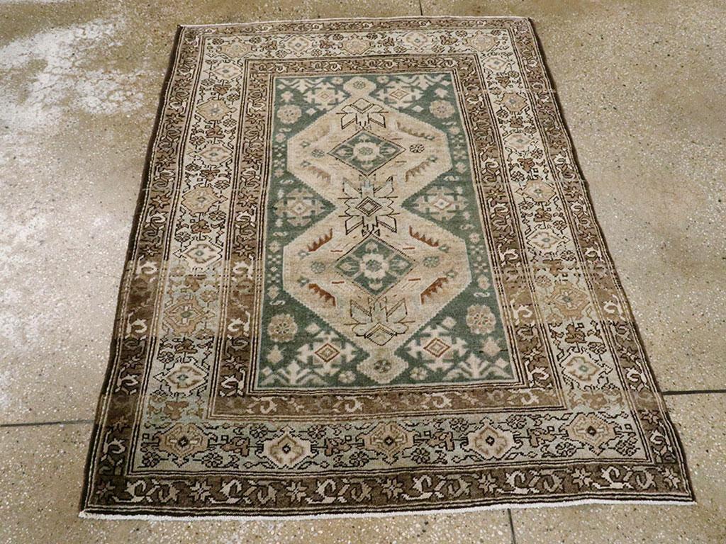 Early 20th Century Handmade Persian Malayer Throw Rug In Excellent Condition For Sale In New York, NY