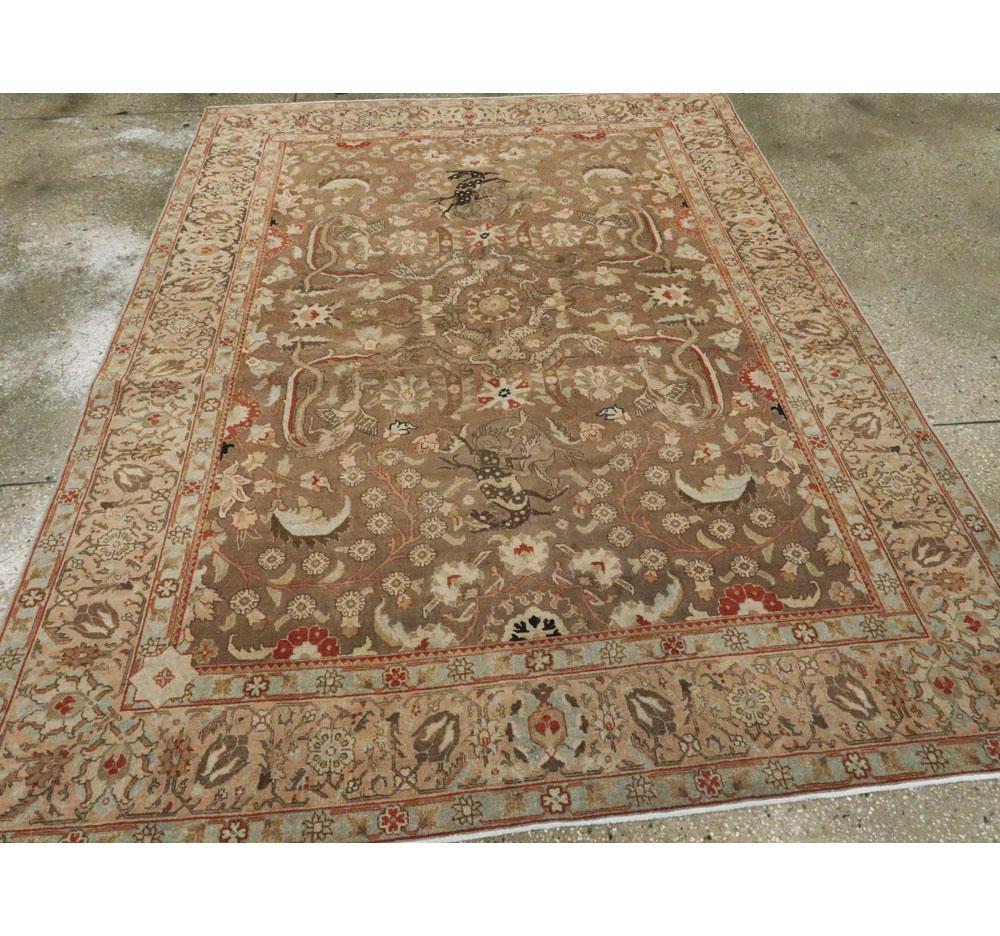 Early 20th Century Handmade Persian Pictorial Tabriz Accent Rug In Good Condition For Sale In New York, NY